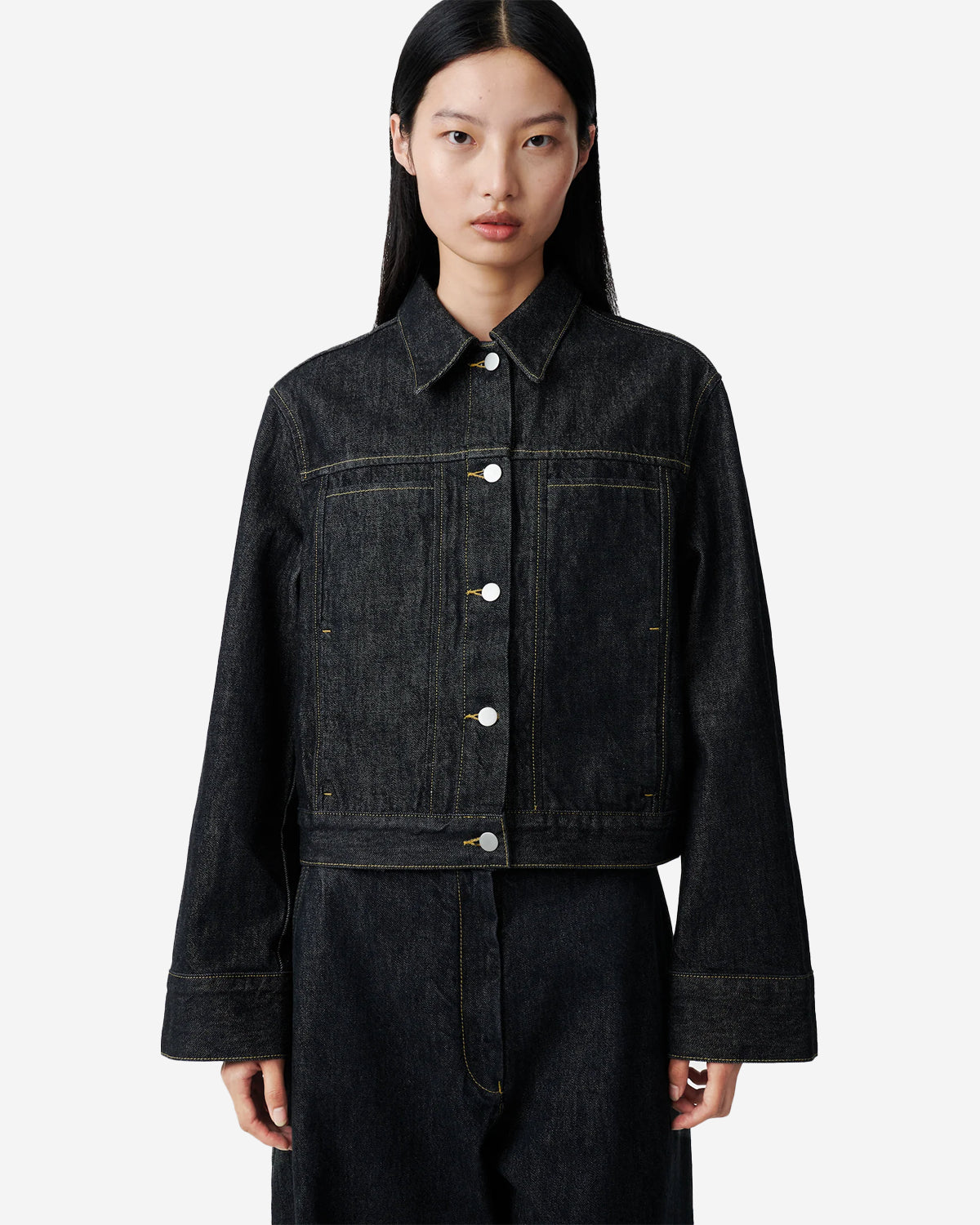 Tahoe - Boxy Jacket With Pocket Detail - Black