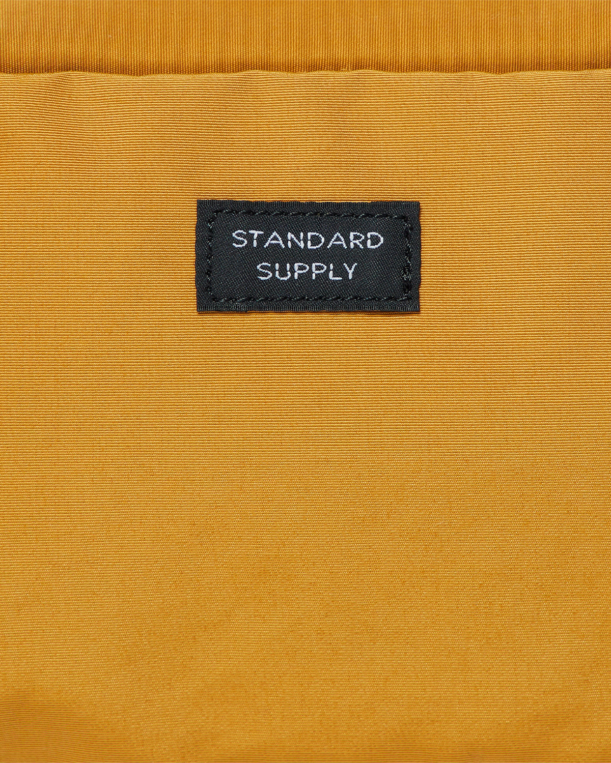 Simplicity 2R Square Pouch M - Gold