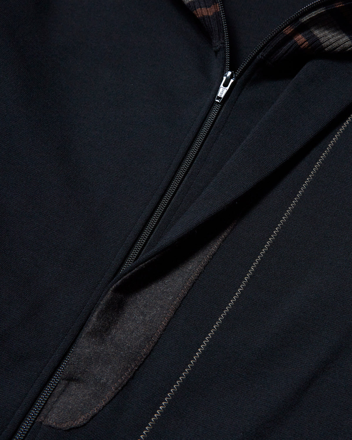 25WCM-G14201 Jacket - Black