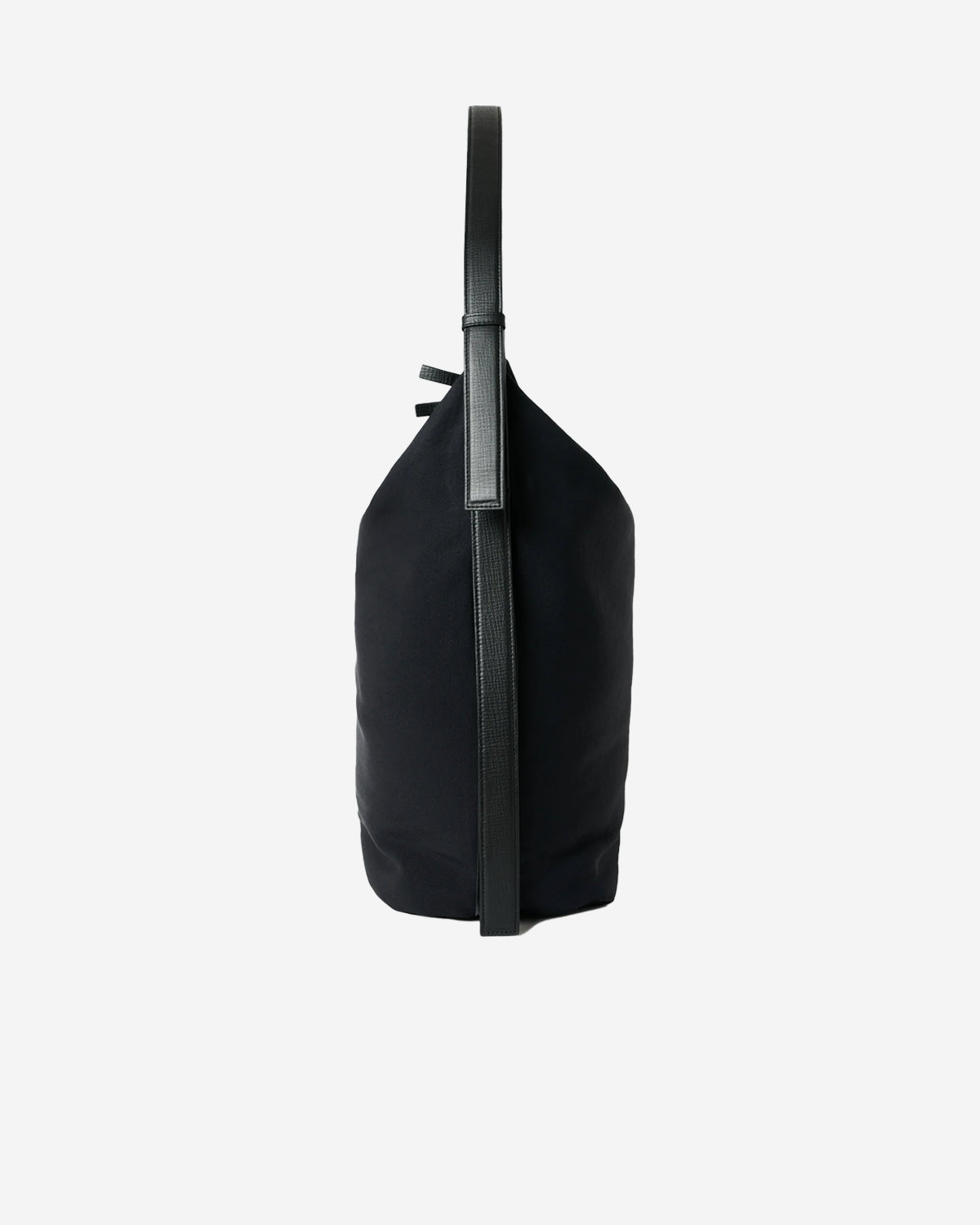 Airport - Medium Nylon Shoulder Bag - Black