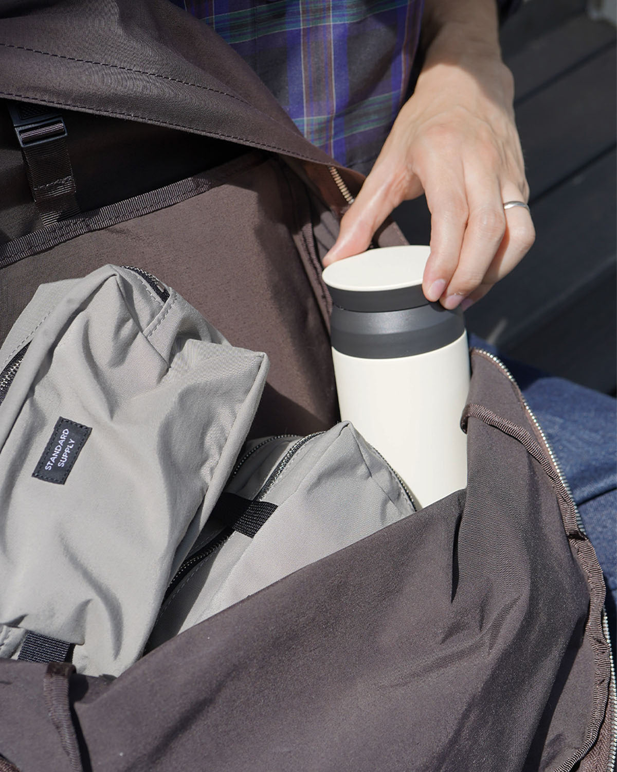 Simplicity 2R Square Pouch M - Grey