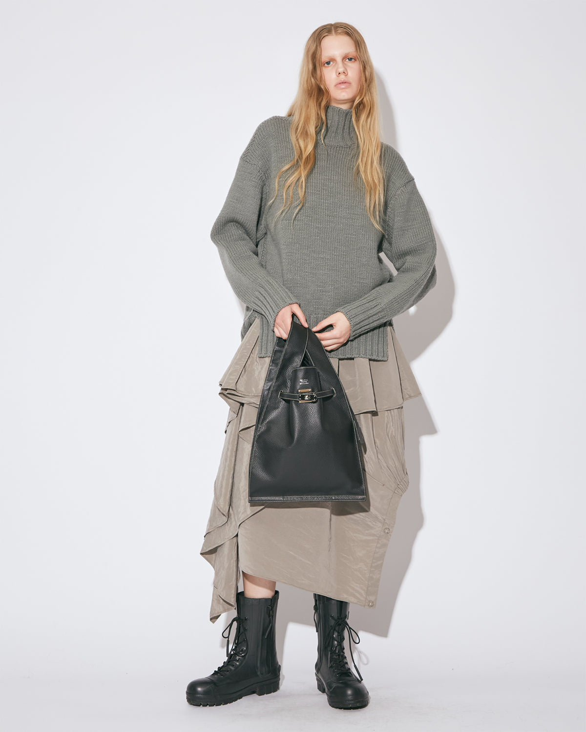 Large Market Bag In Shrink Leather - Black