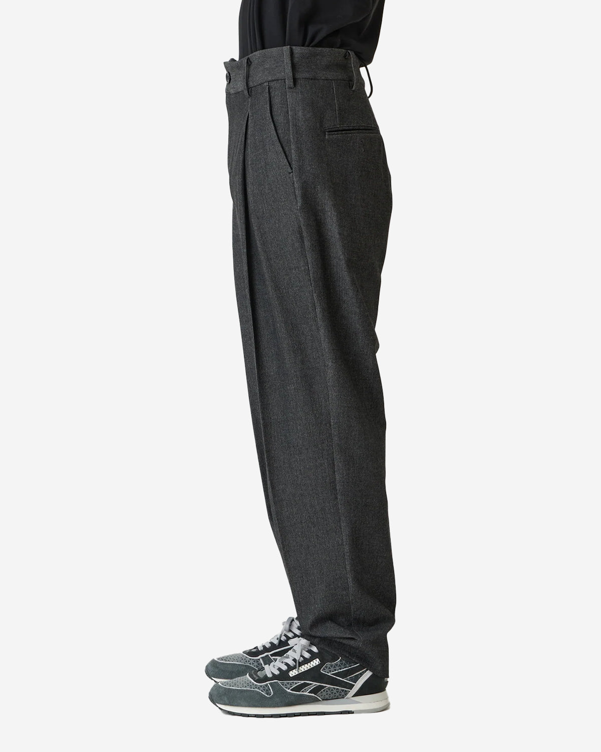 2 Tuck Pants - Charcoal