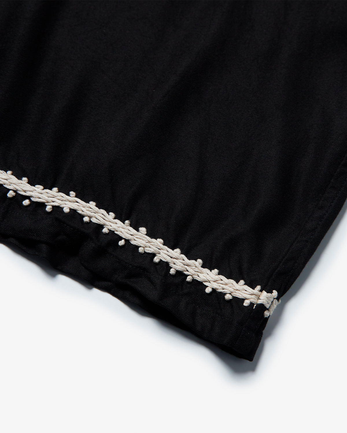 Trim Embroidery Open Collar Shirt - Black