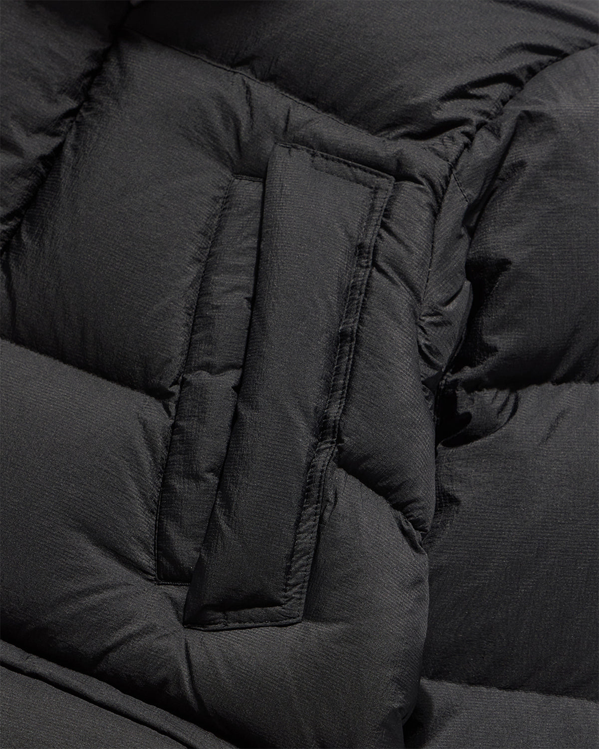 Shelter Down Jumper - Black