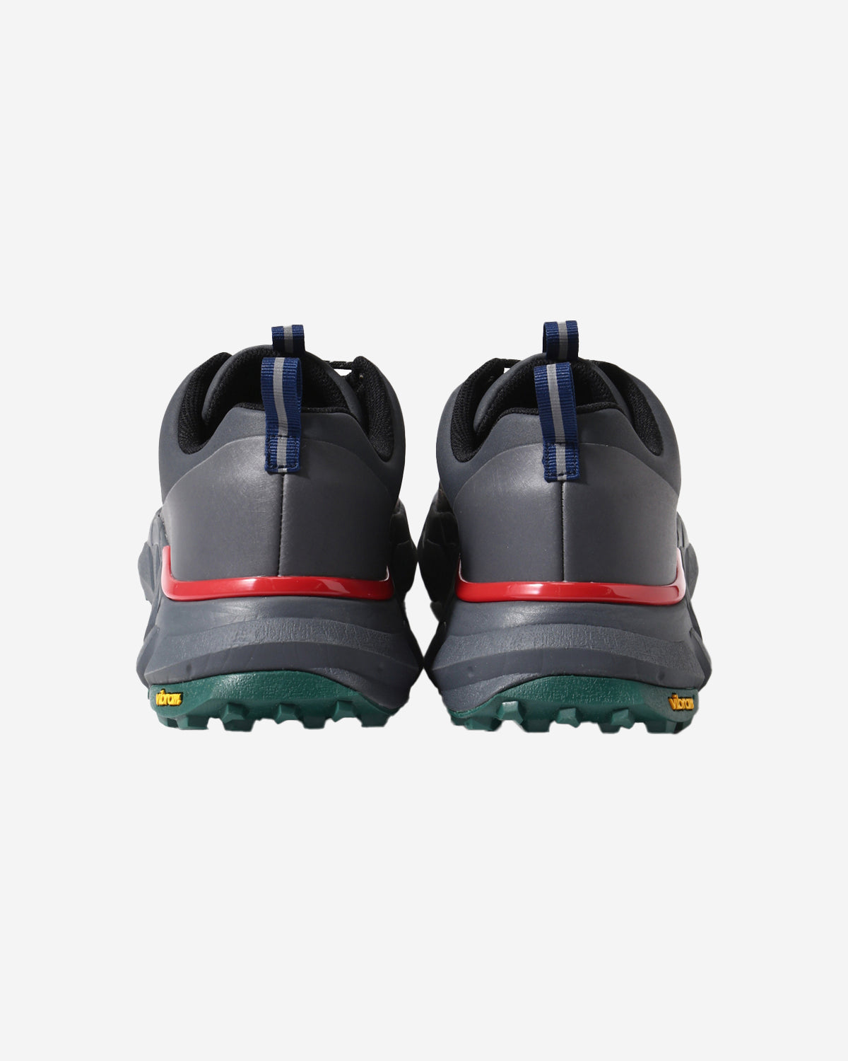 Waterproof Trek Shoes Low - Charcoal