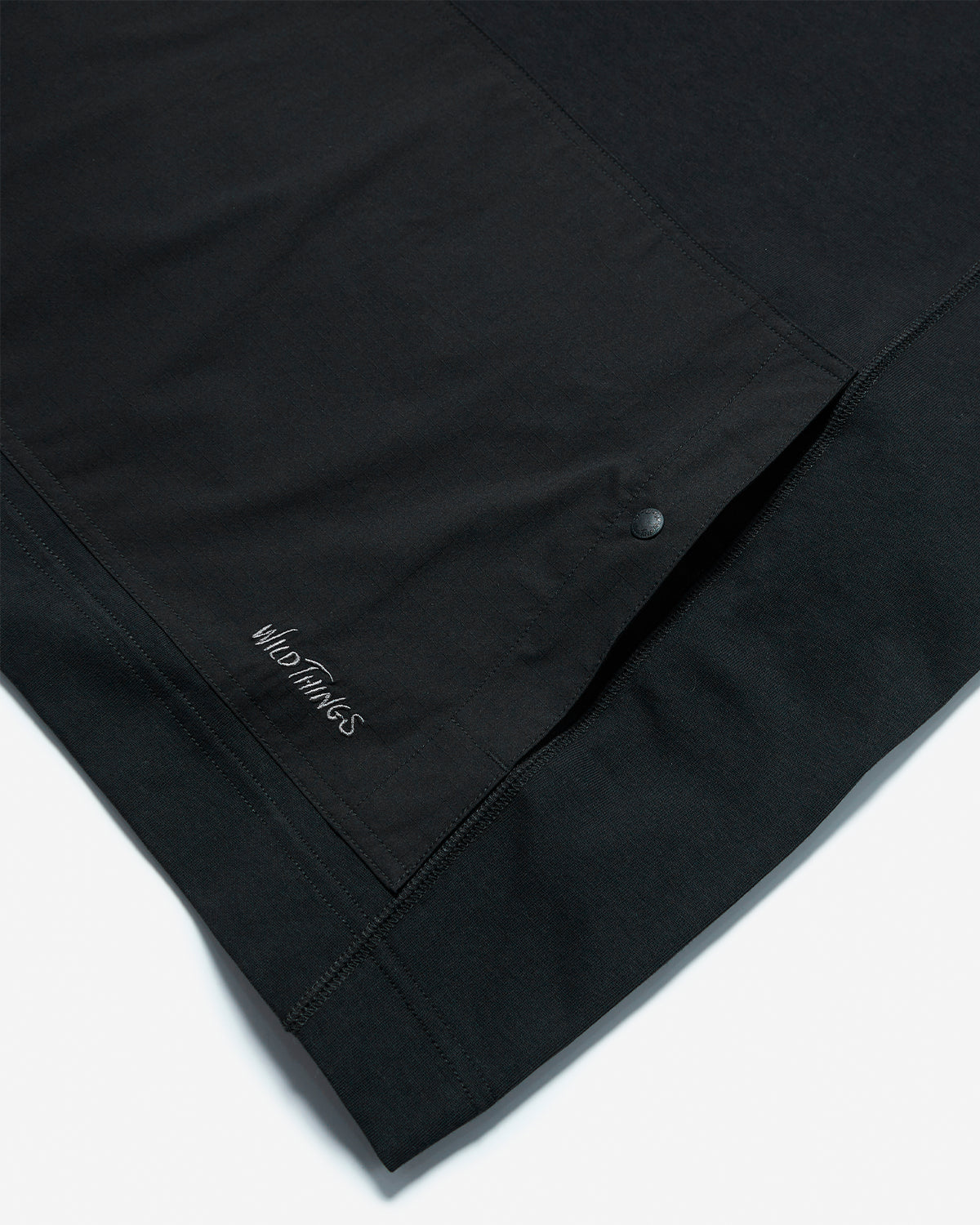 Kangaroo Pocket Tee - Black