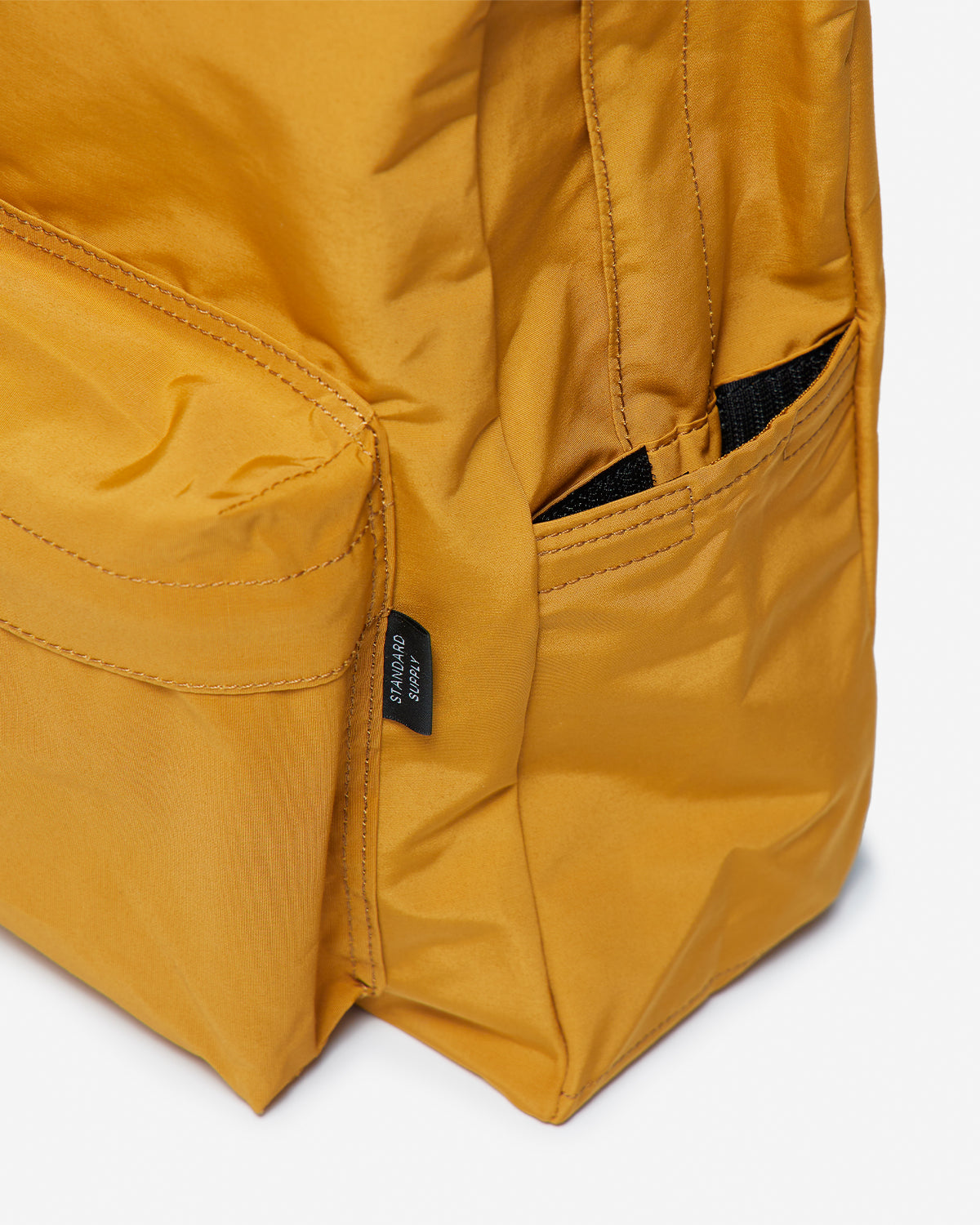Simplicity Daily Daypack - Gold