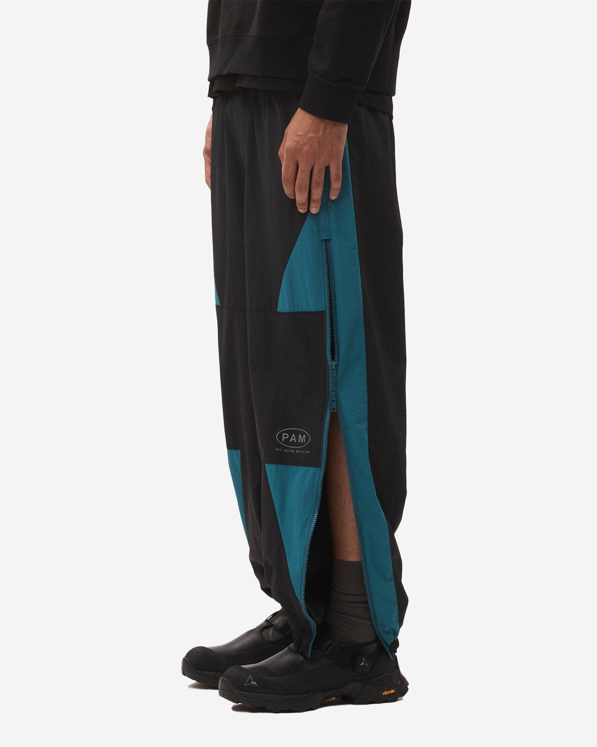 Aktiv-8 Trackpant - Black Teal