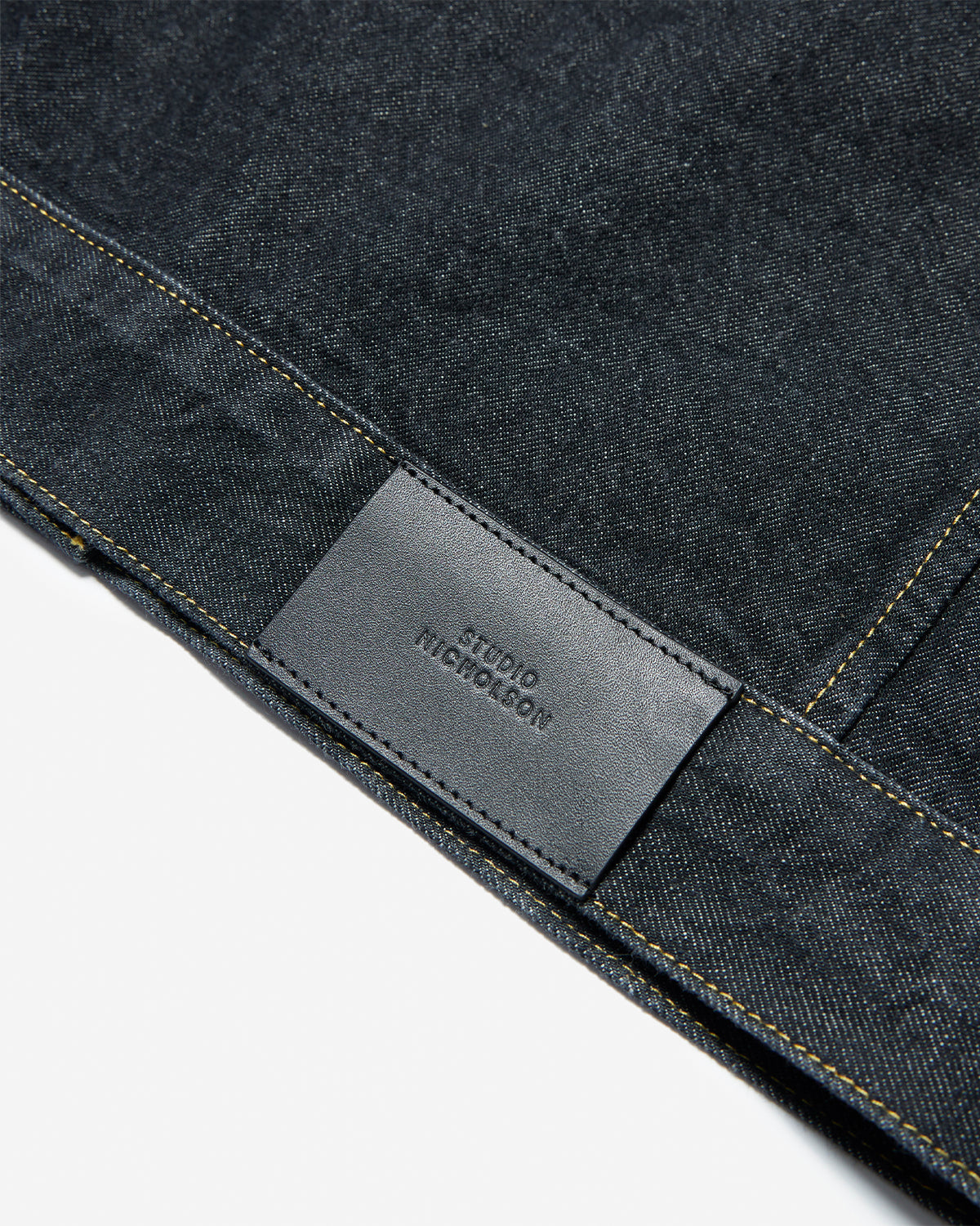 Tahoe - Boxy Jacket With Pocket Detail - Black