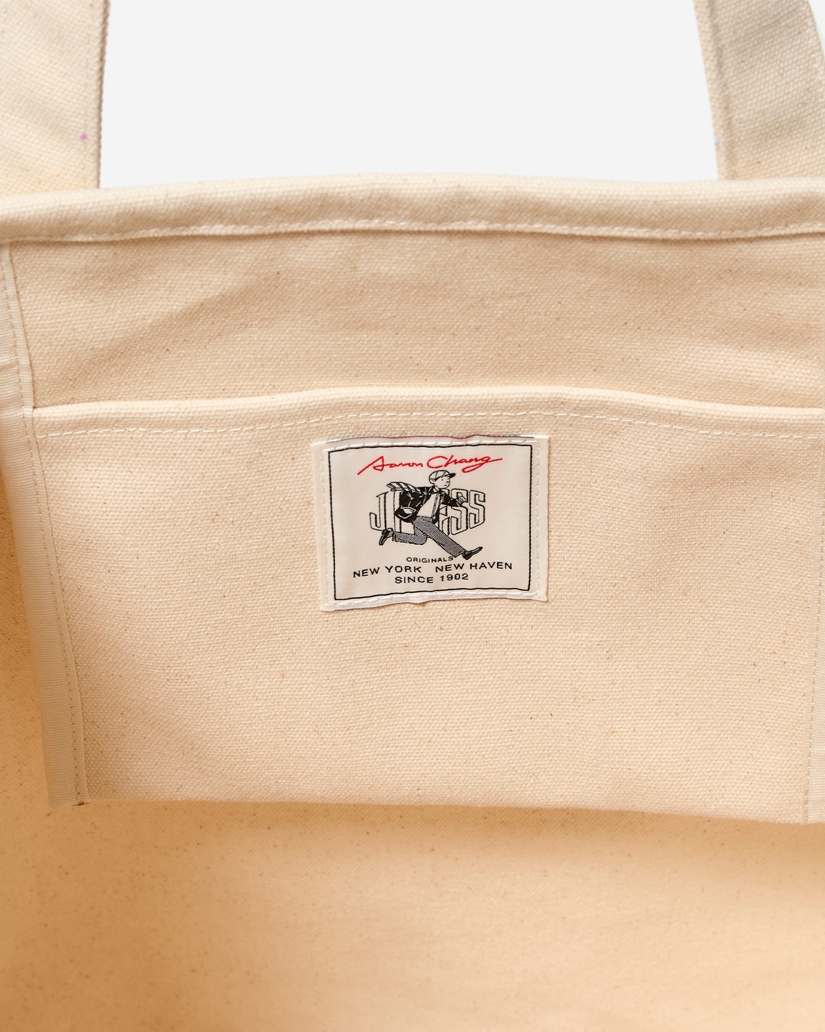 Aaron Illust Tote - White