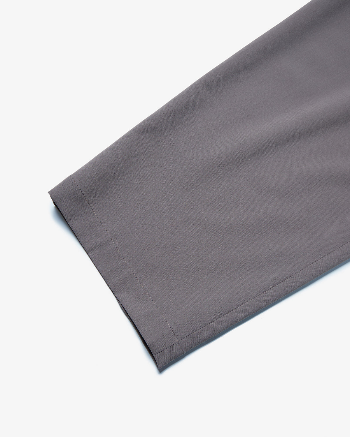 Tape-Belt 1 Tuck Pant - Taupe