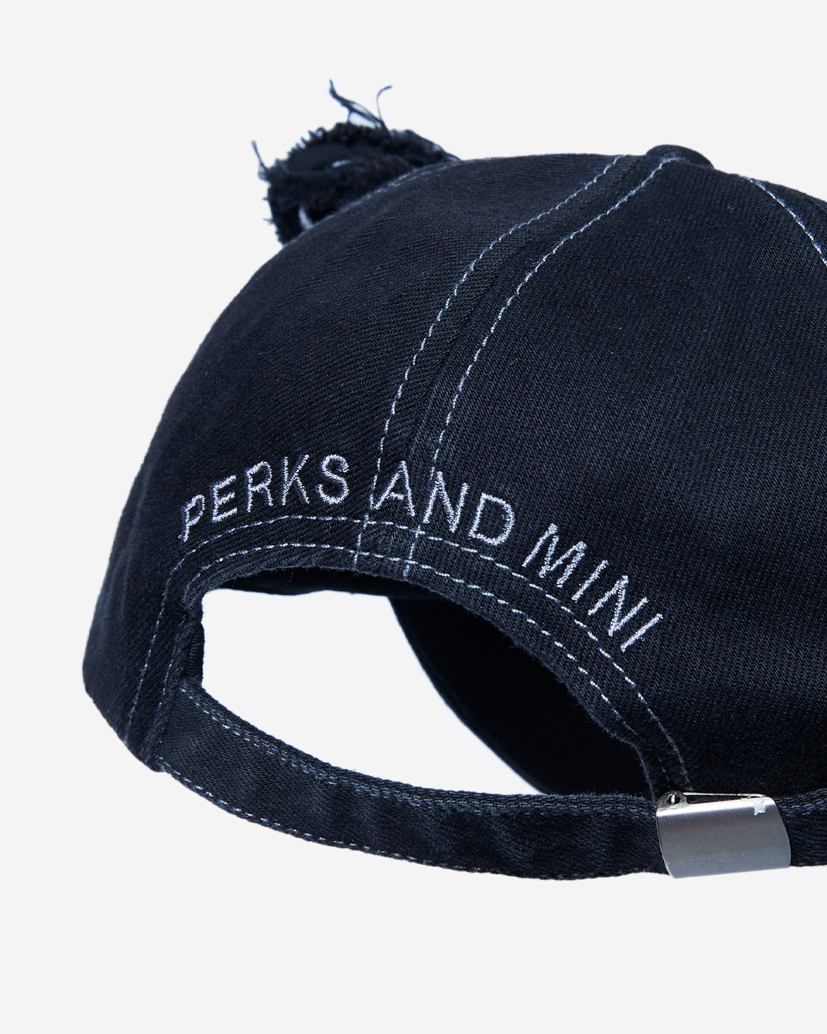 Alien Kiss Winged Baseball Cap - Black