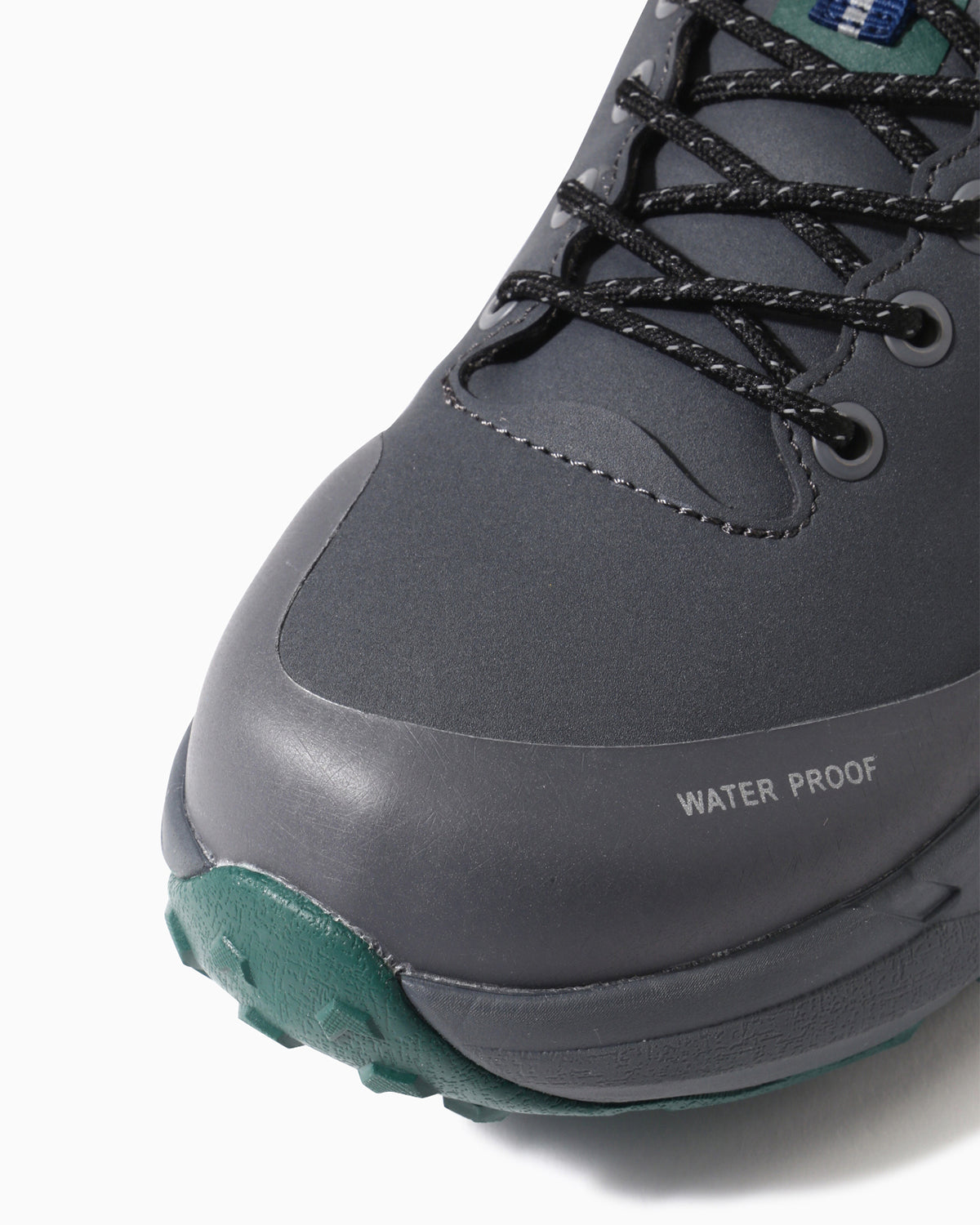 Waterproof Trek Shoes Low - Charcoal