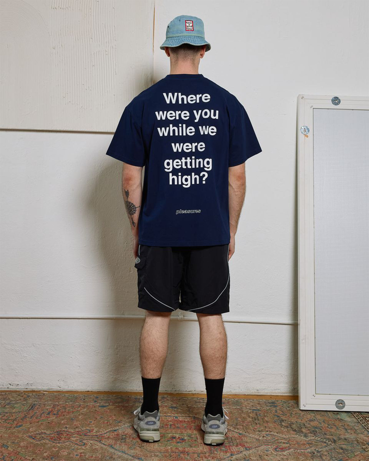Pleasures X Oasis - Question Mark T-Shirt - Navy