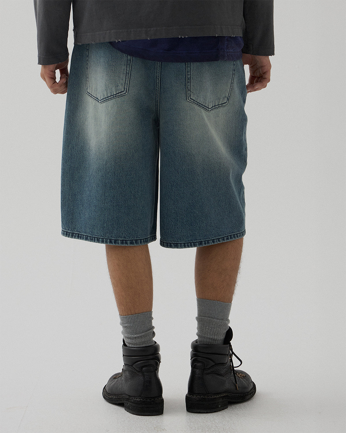 Curved Wide Denim Shorts - Dark Blue