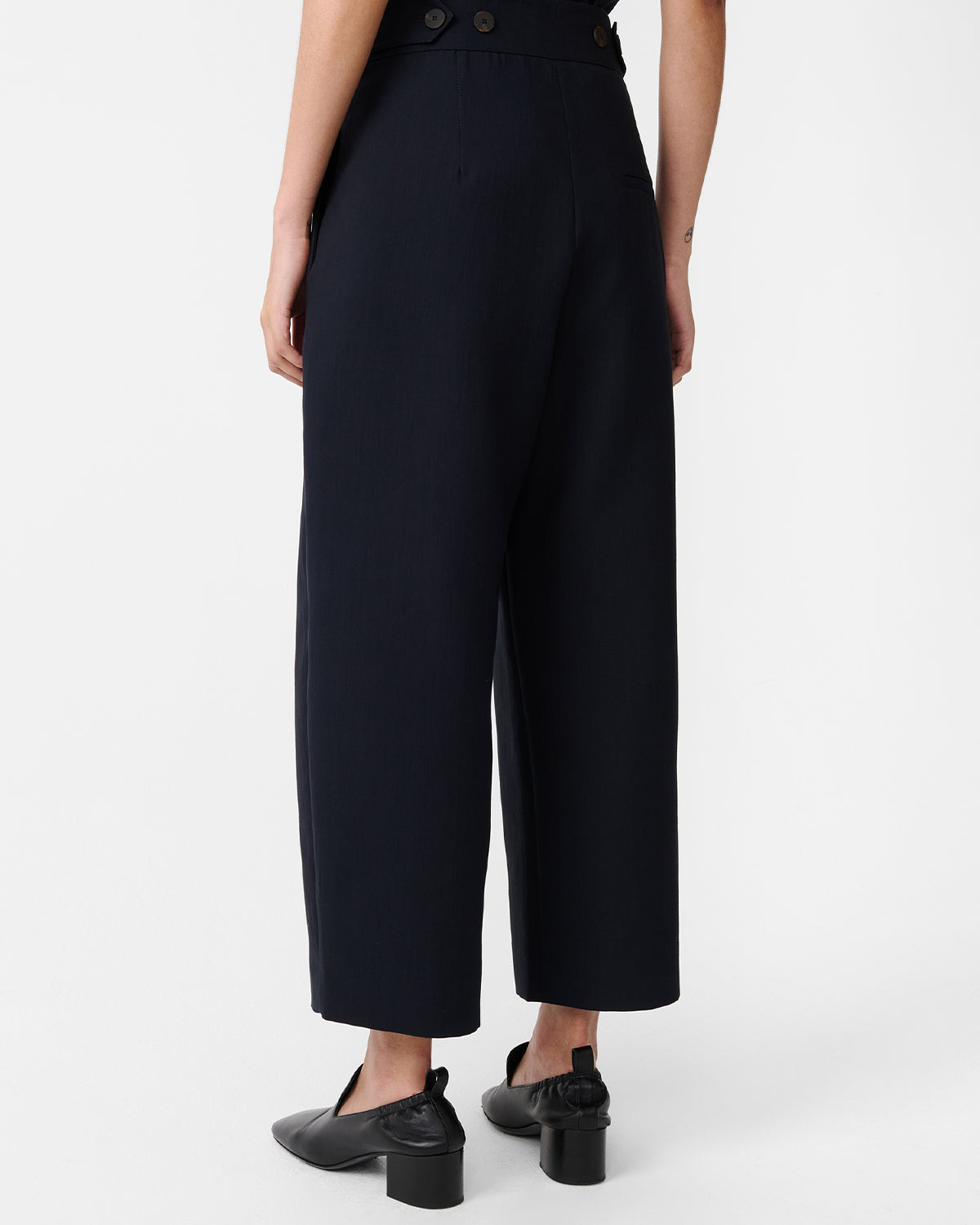 Fellini - Elevated Pants With Tab Detail - Darkest Navy