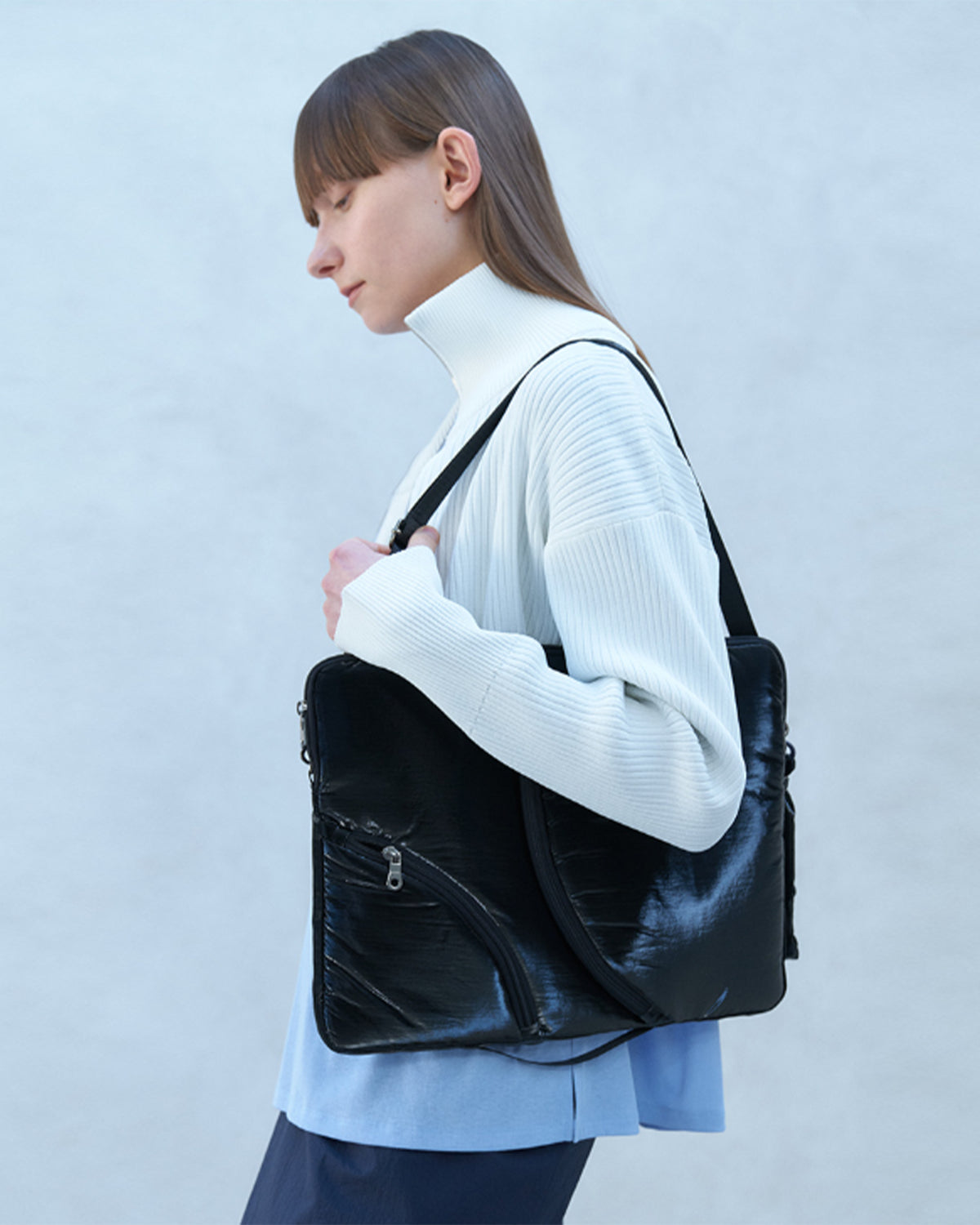 Lake 16 Laptop Clutch - Black