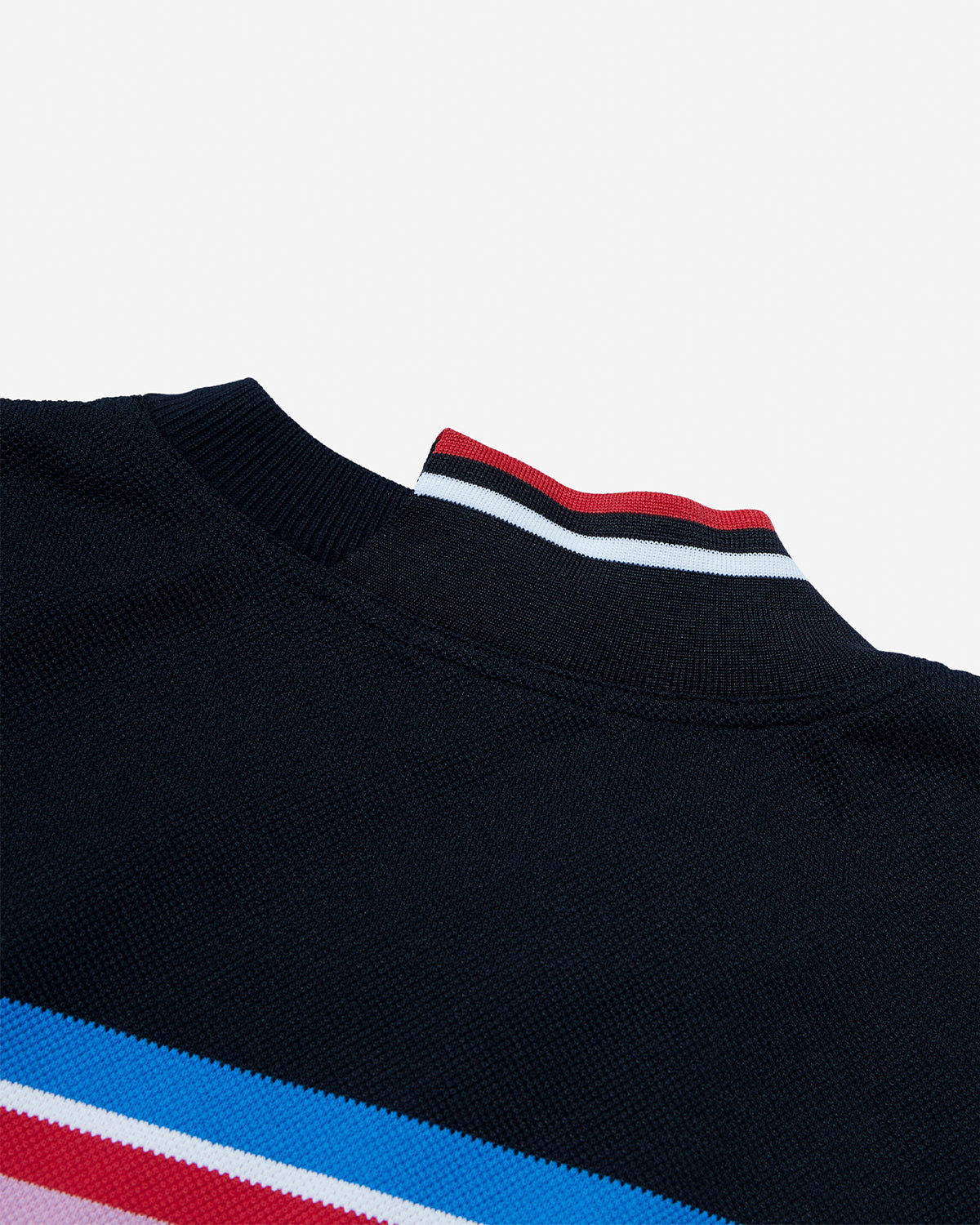 26SCM-T06205 - Polo - Black