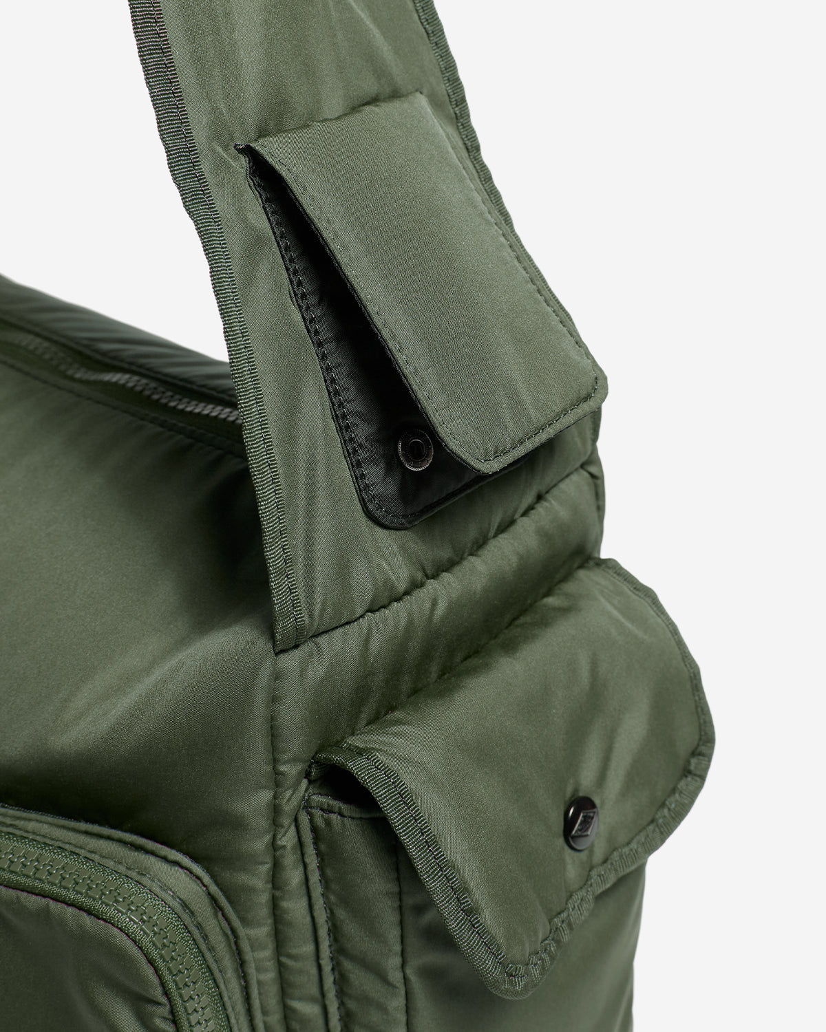 La Defense - Polyester Taffeta Shoulder Bag - Olive White