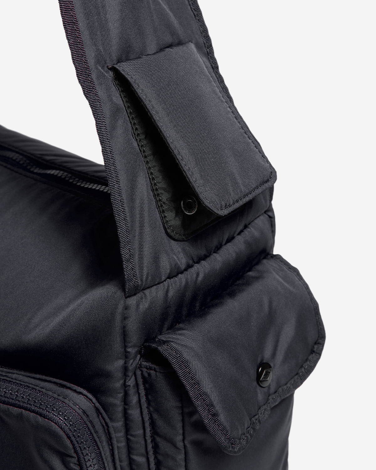 La Defense - Polyester Taffeta Shoulder Bag - Black White