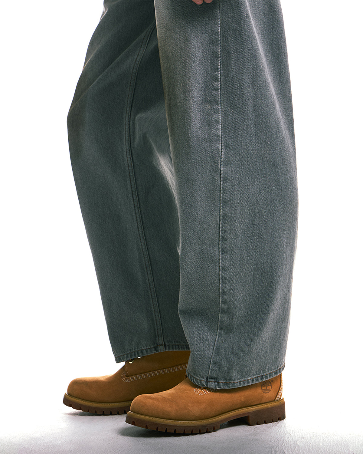 Curved Wide Denim - Dusty Grey