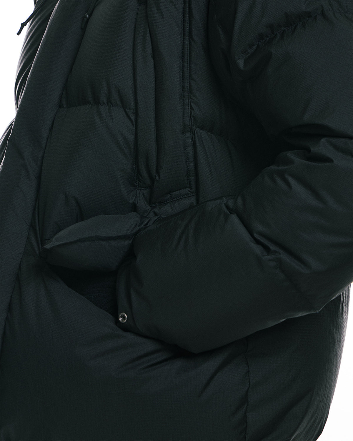 Shelter Down Jumper - Black