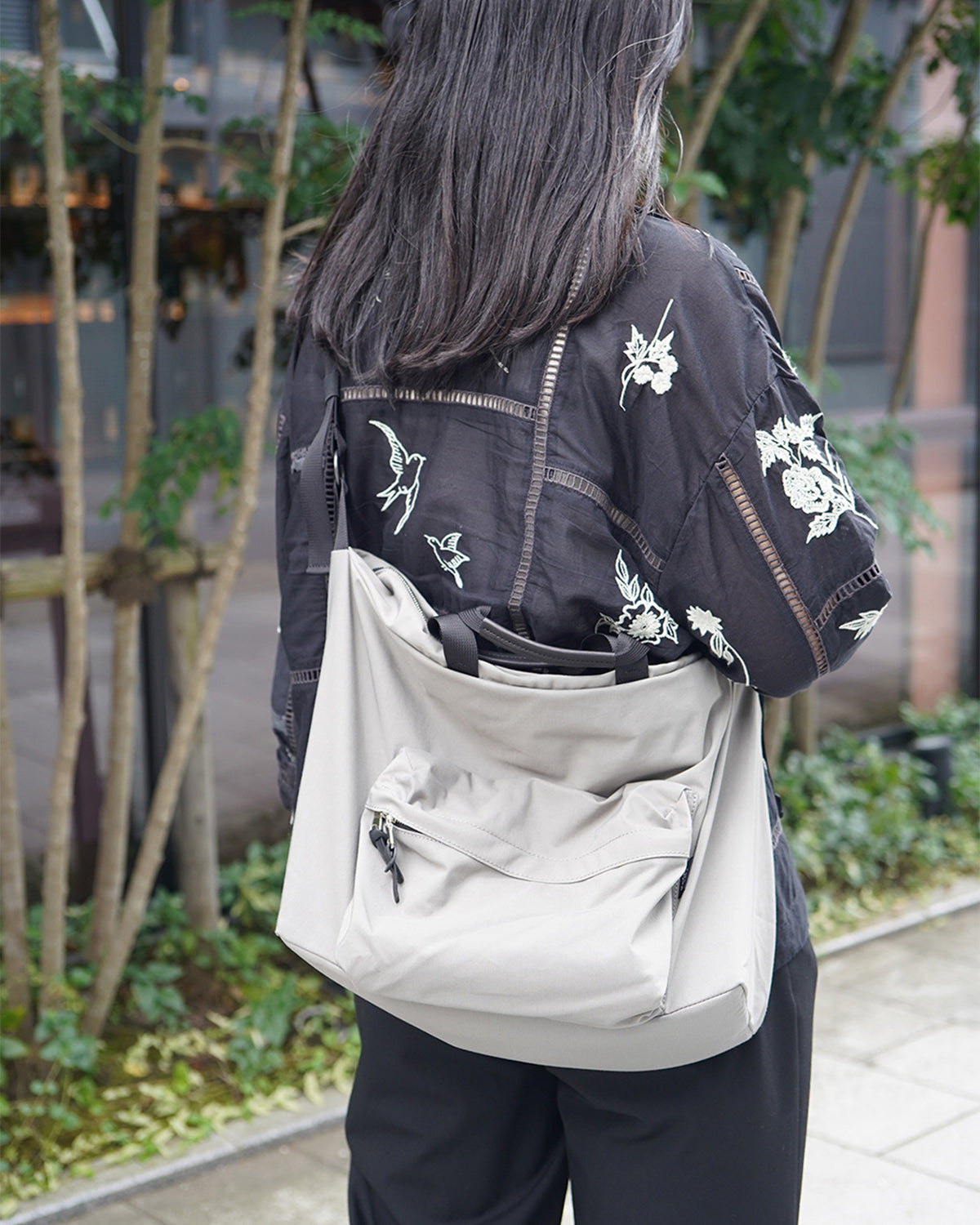 Simplicity Front Pocket Shoulder - Grey