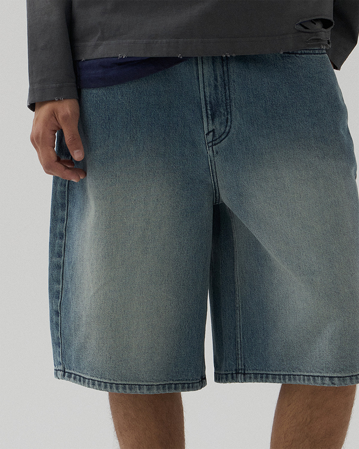 Curved Wide Denim Shorts - Dark Blue