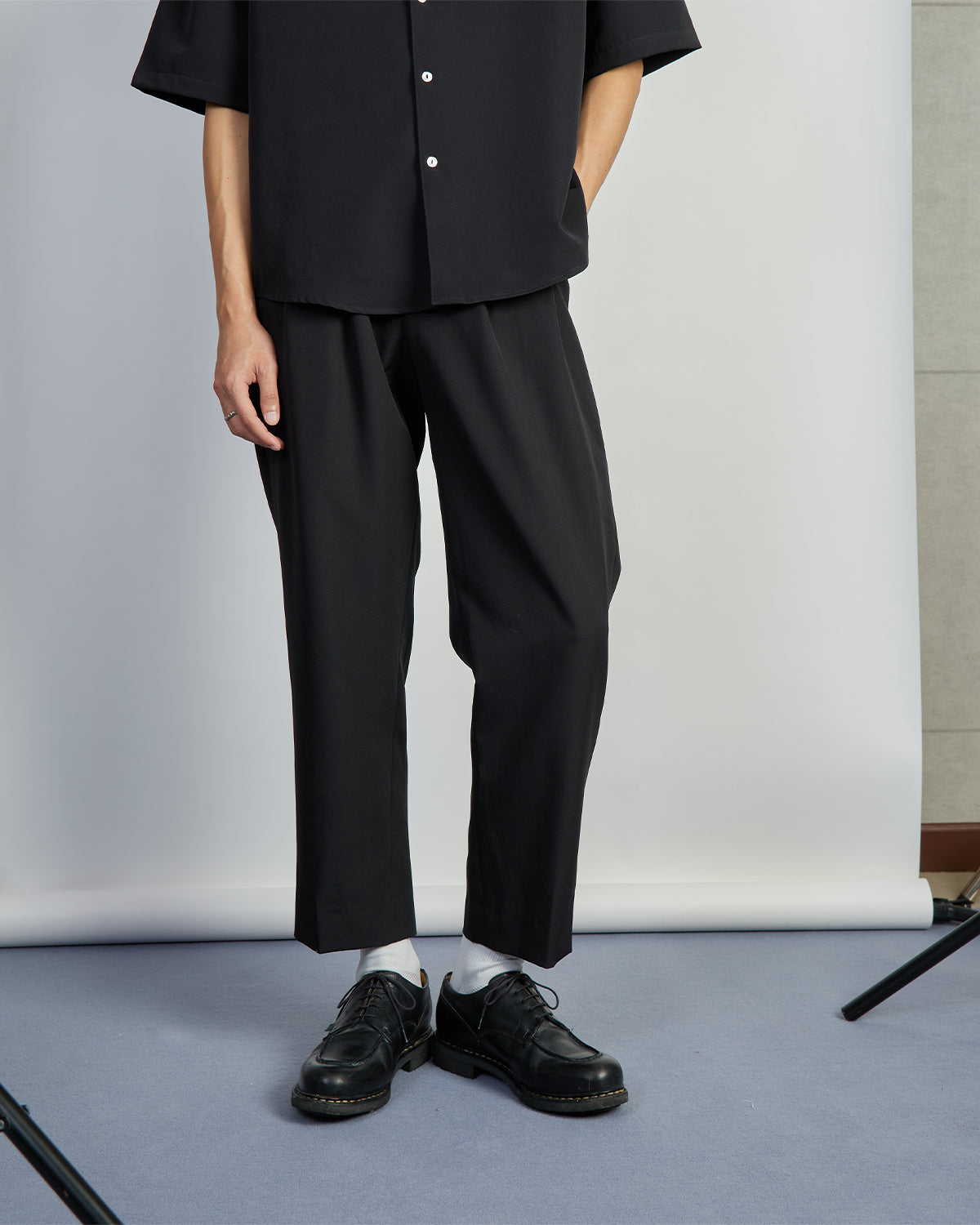 Ravan Chino - 4 Way Stretch Cropped Pants - Black