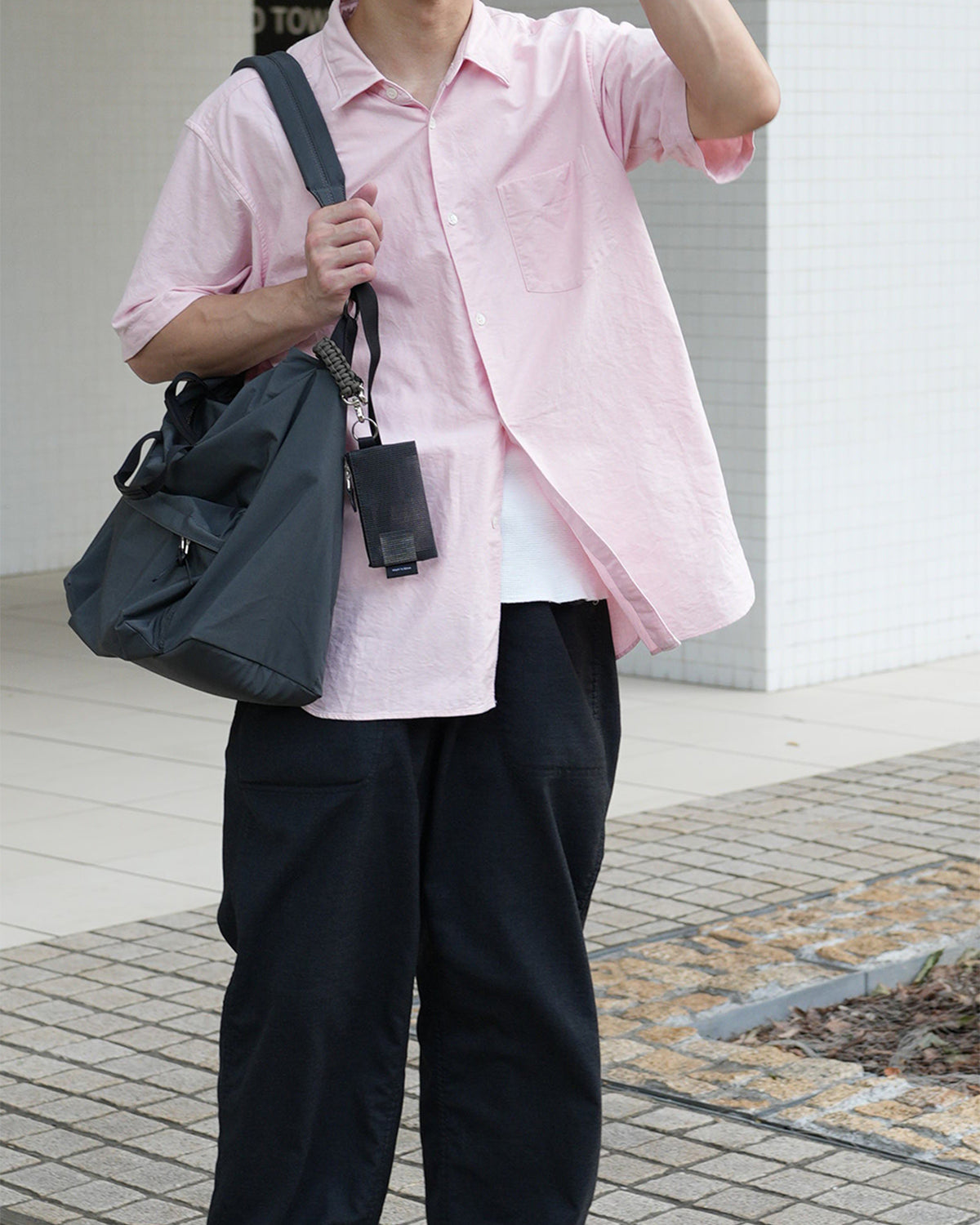 Simplicity Front Pocket Shoulder - Black