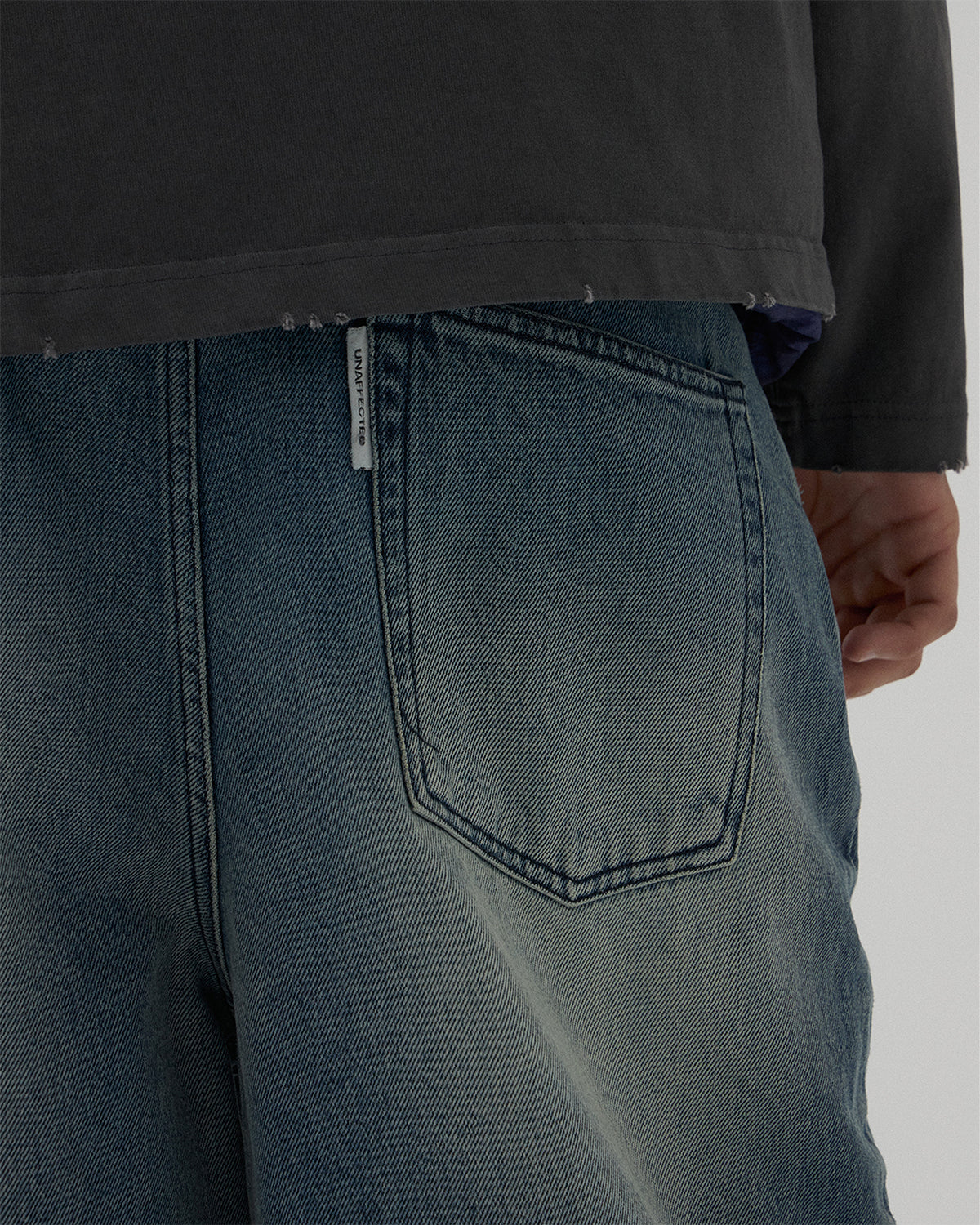 Curved Wide Denim Shorts - Dark Blue