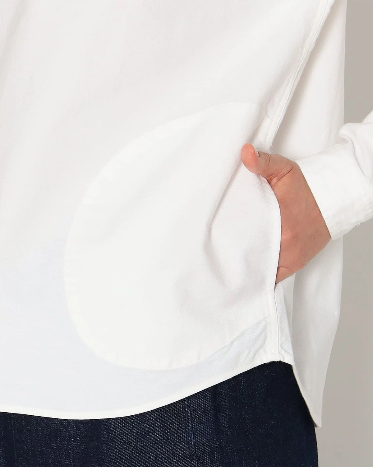 Womens Oxford Round Collar Pullover Shirt - White