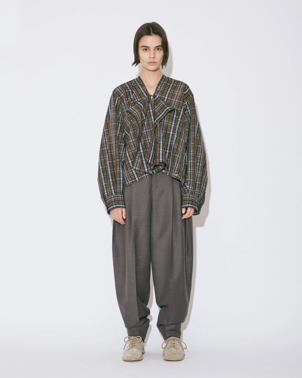 British Surge Three Tuck Peg Top Pants - Gray – onionbkk.com British Surge Three Tuck Peg Top Pants - Gray – onionbkk.com