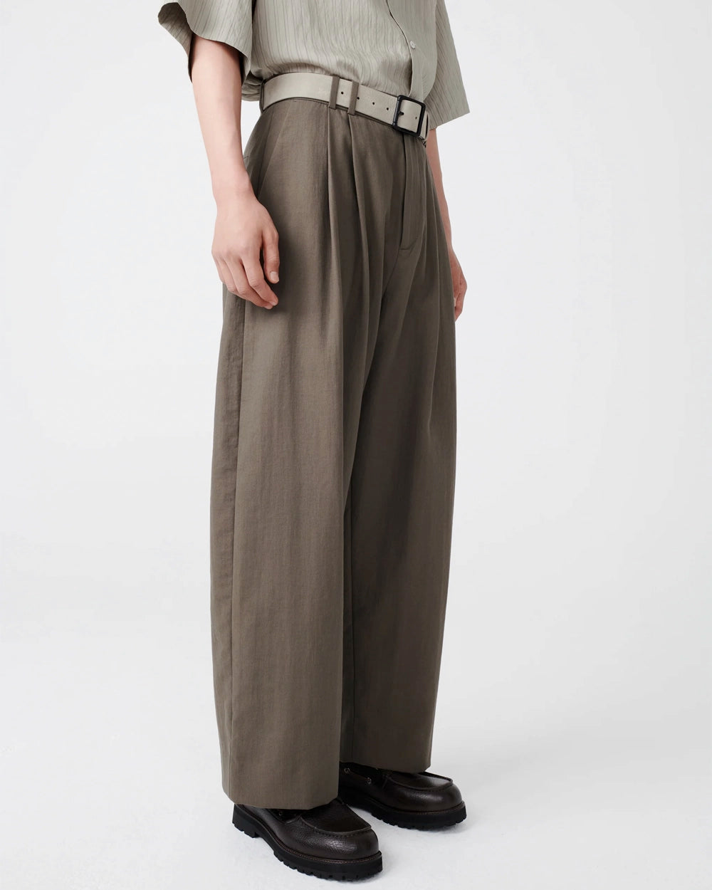 Line Double Pleat Volume Pant - Fossil