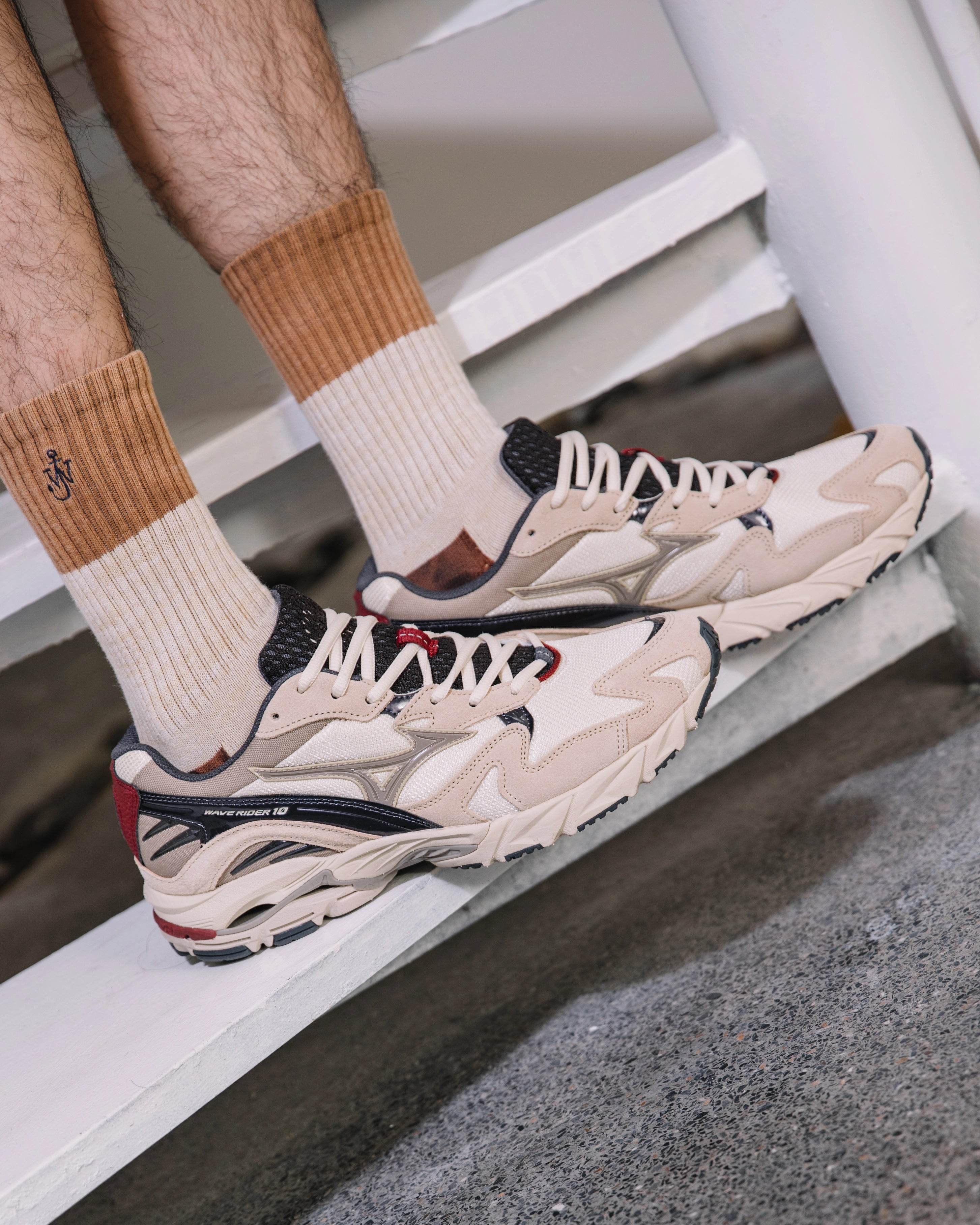 WAVE RIDER 10 - Yokai Pack (Chochin-Obake) - Light Beige / Beige / Grey