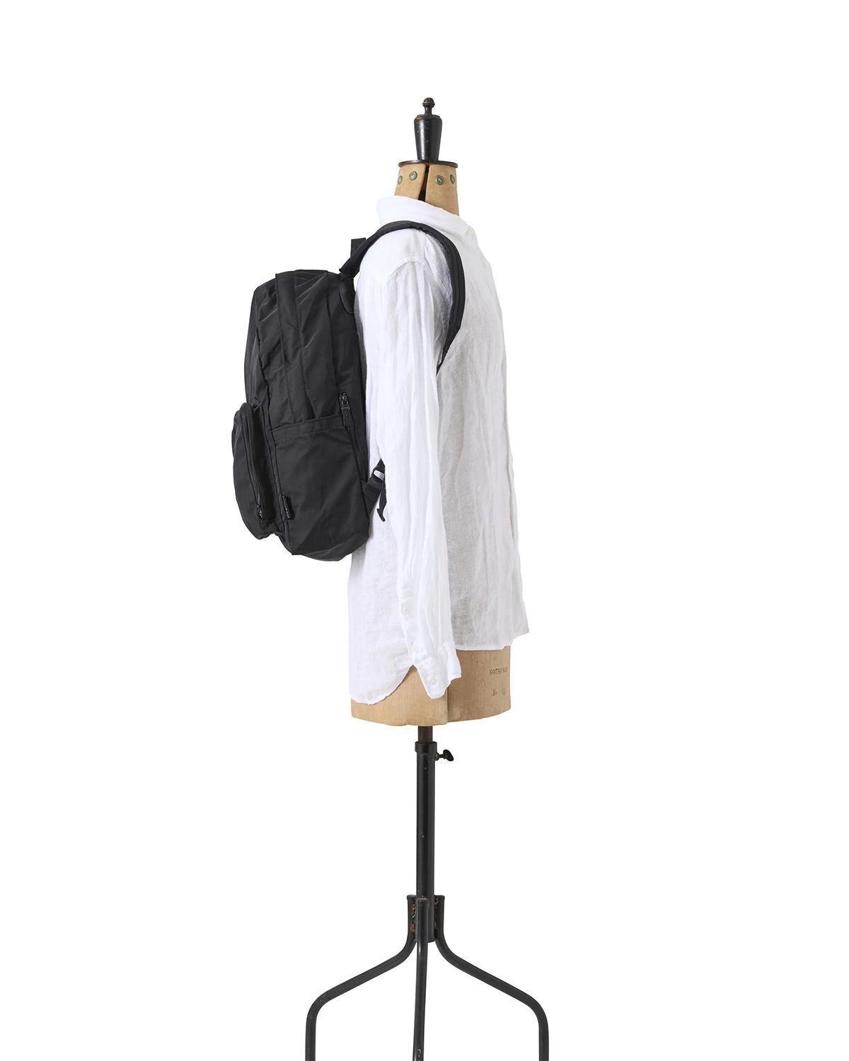 Gabargine Backpack M - Black
