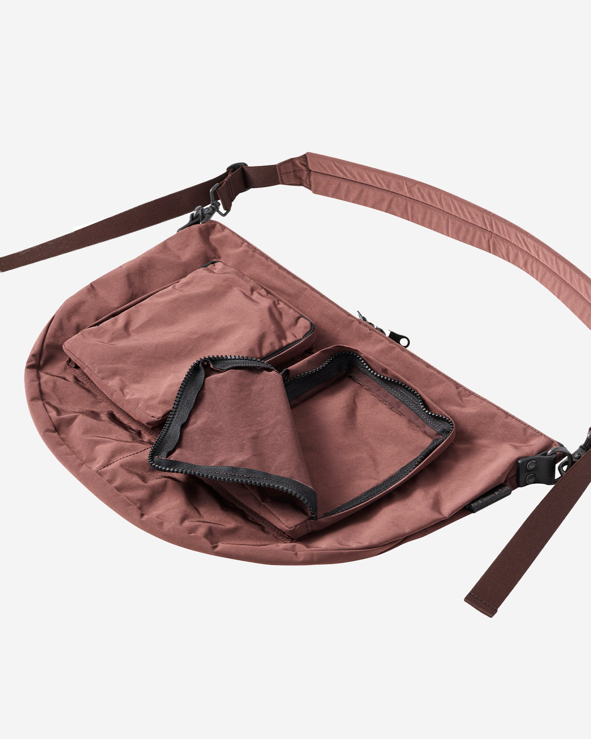 Gabardine Bodybag M - Bordeaux Brown