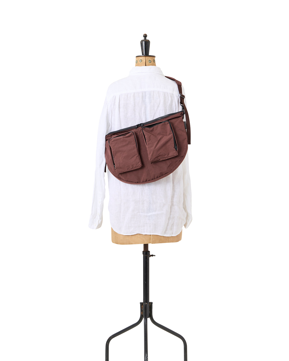 Gabardine Bodybag M - Bordeaux Brown