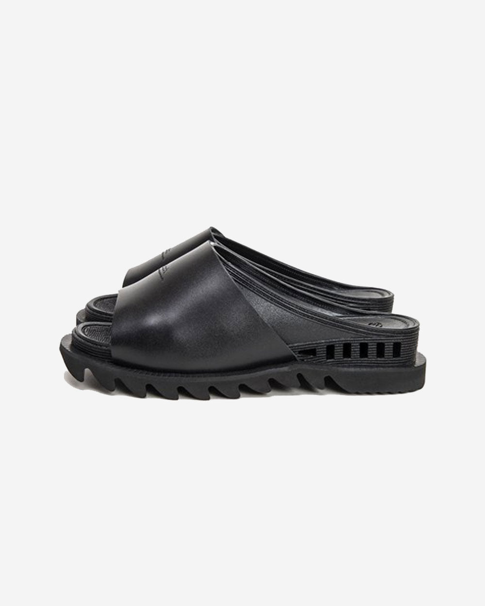 Bensan-D Covered Leather Shark Sole - Black