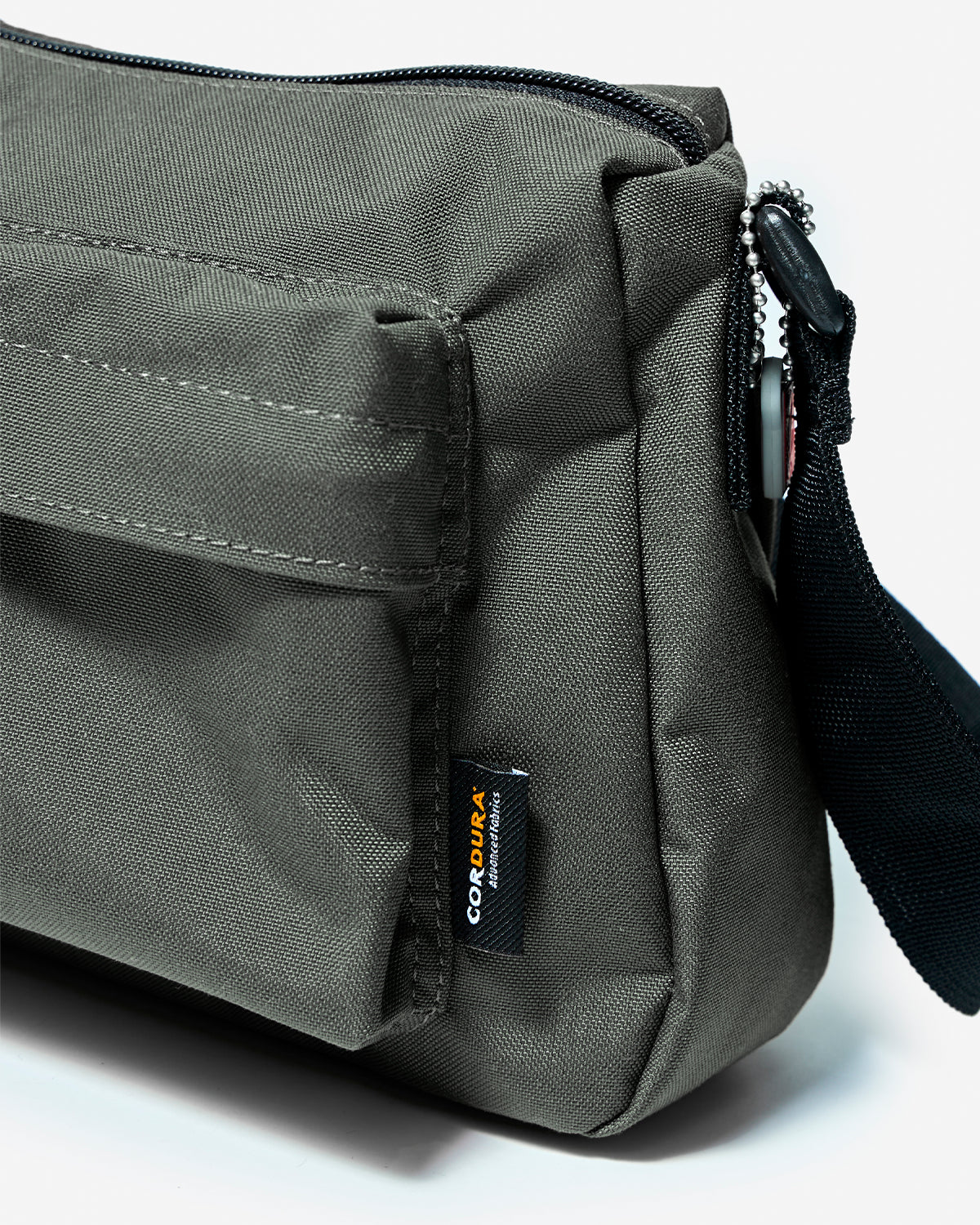Ternes - Cordura Canvas Hand Bag - Dk.Grey (White)