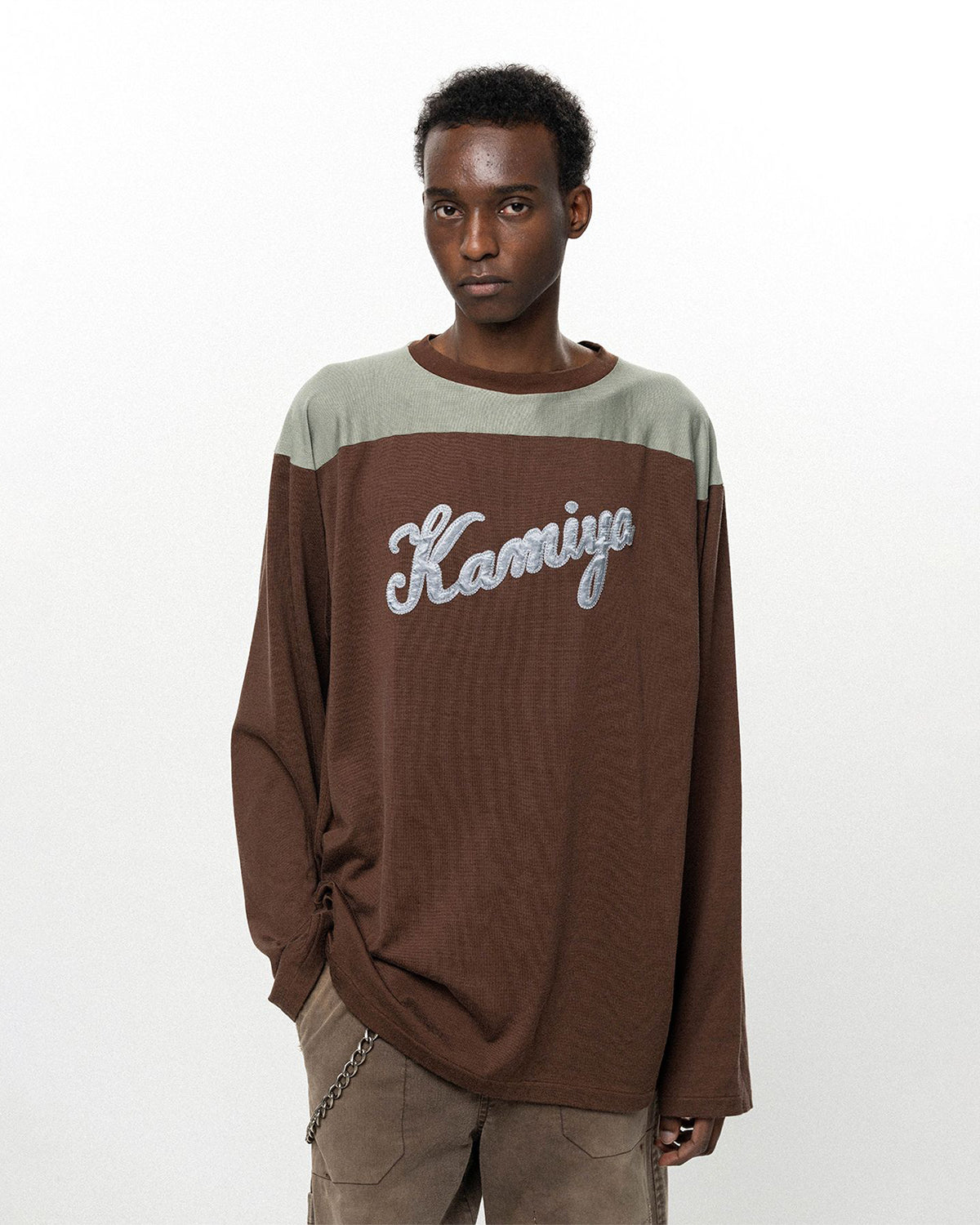 Satin Patch Football L/S T-shirt - Brown