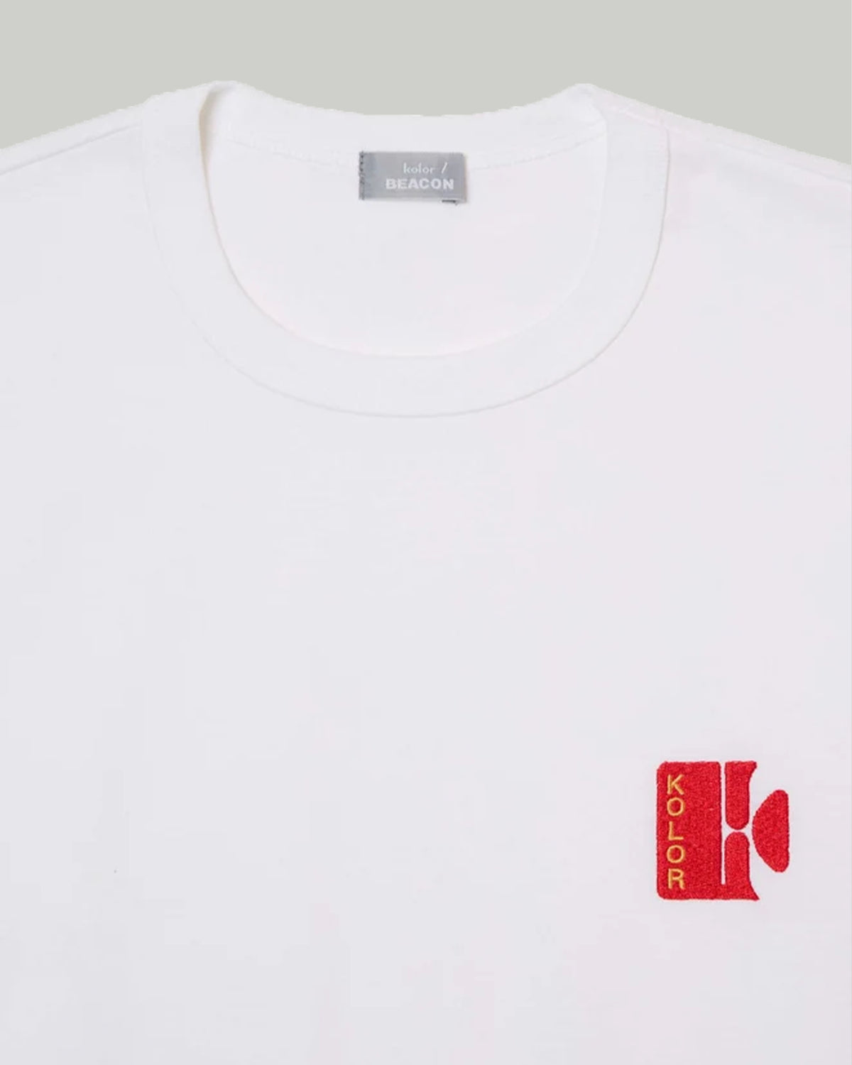 26WBM-T06233 - T-Shirt - White