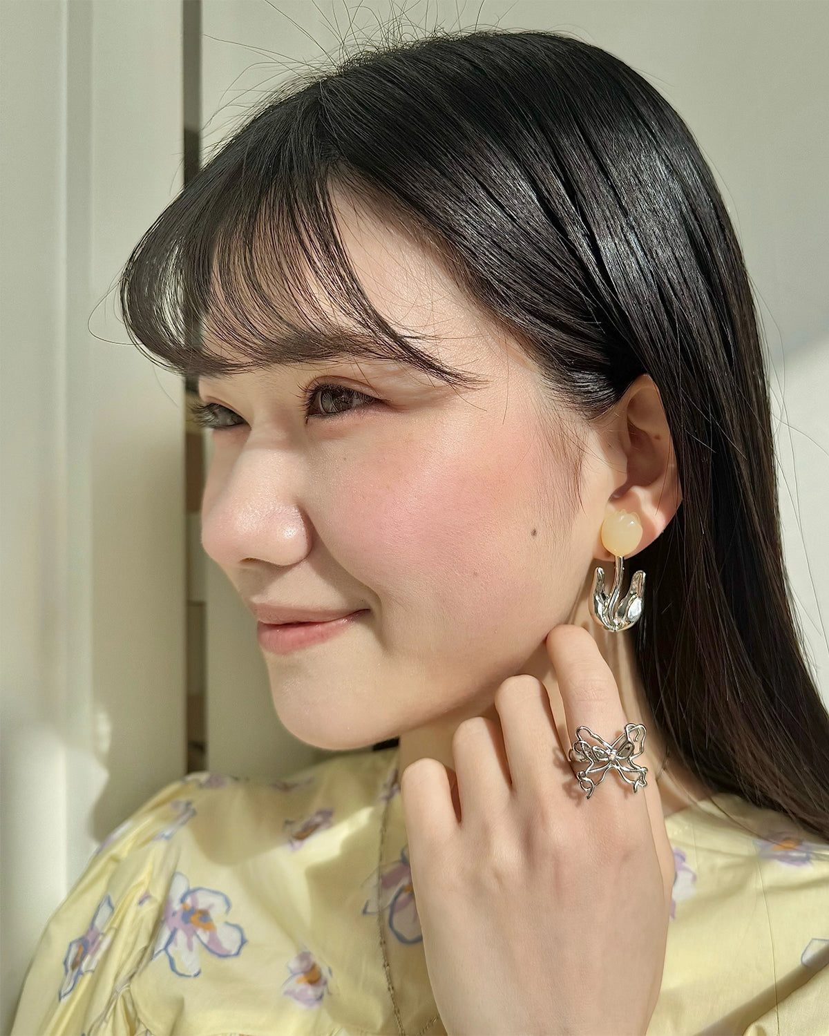 Soft Tulip Earrings