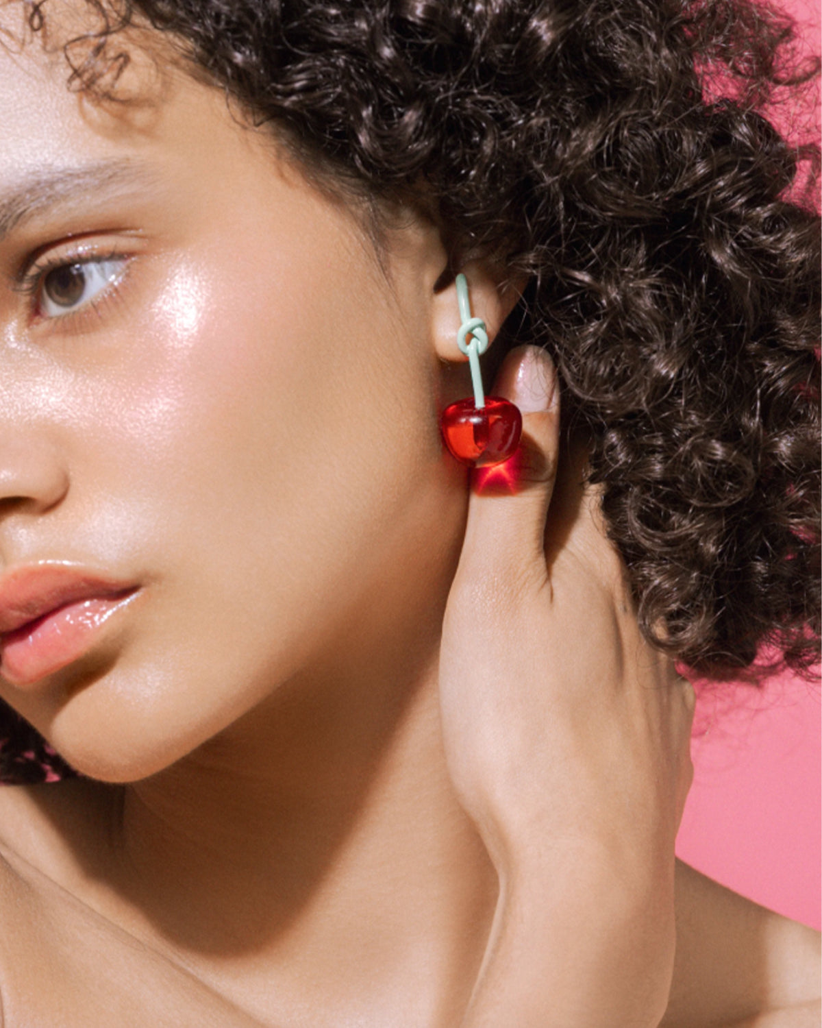 Edit Play Cherry Earrings (000/RD/GRN)