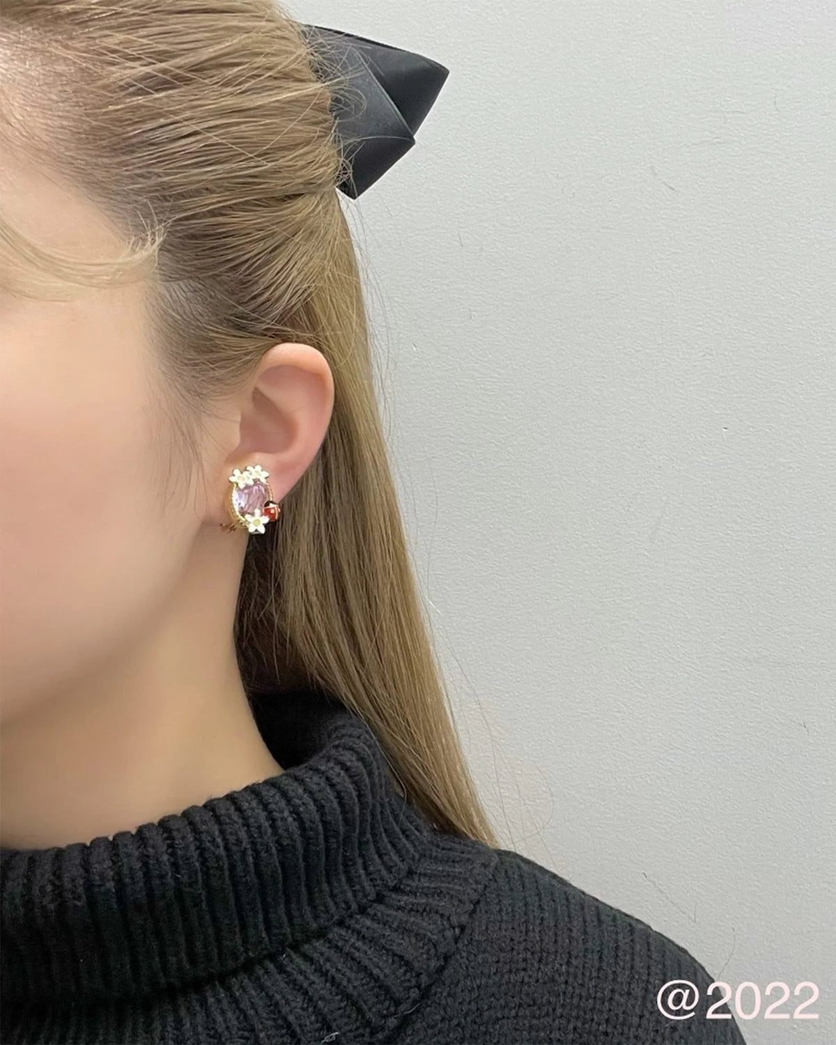 Ladybug Earrings (Clip-on)
