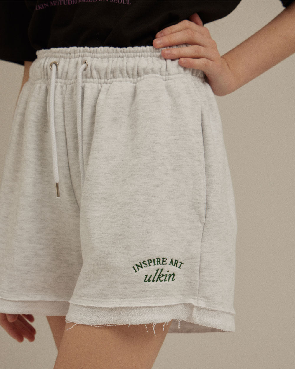 Inspire Art Logo Sweat Shorts - Light Grey