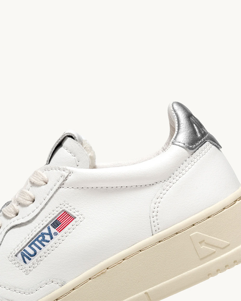 Medalist Low Wom - Leat/Leat White/Silver