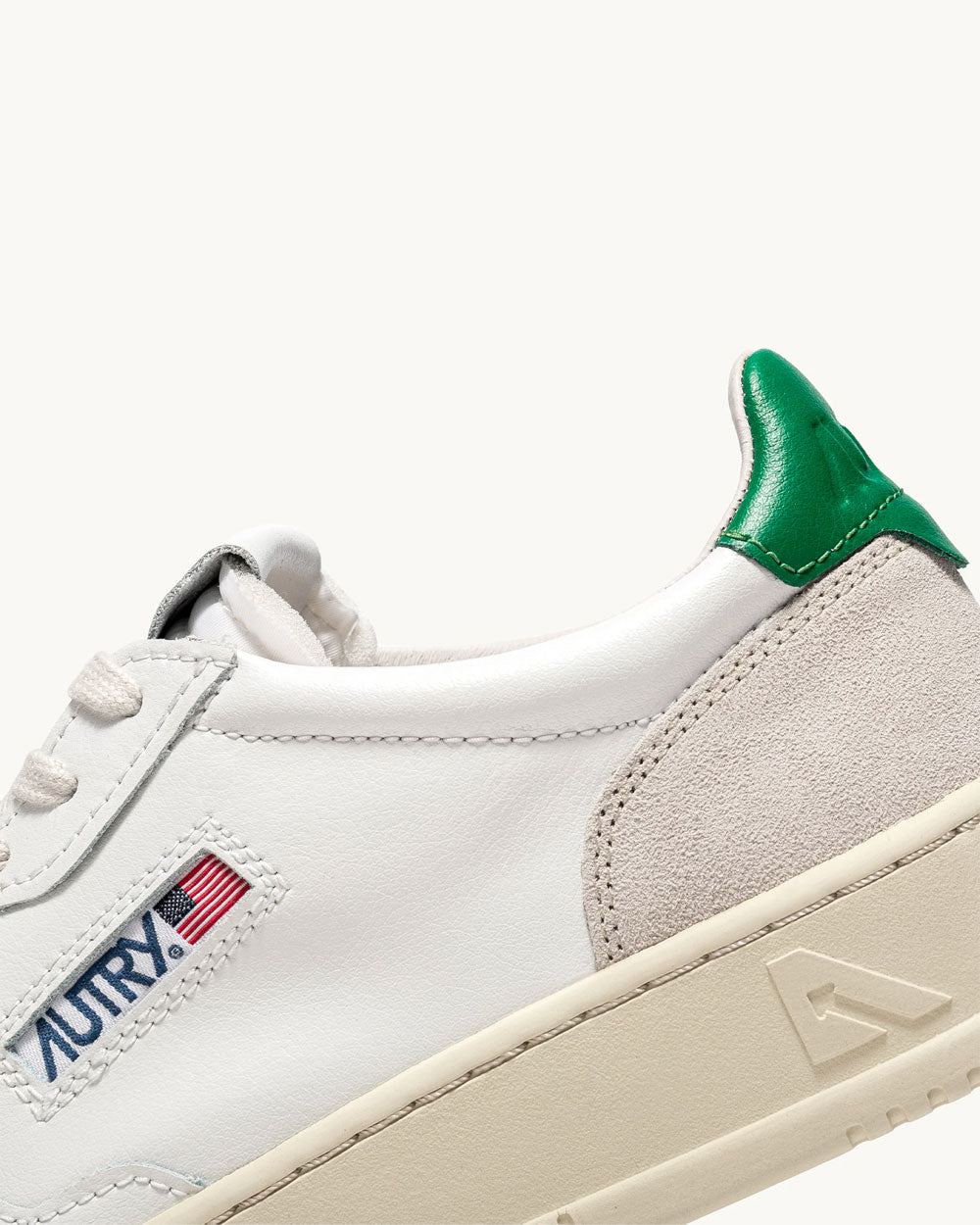 Medalist Low Wom - Leat/Suede White/Amaz