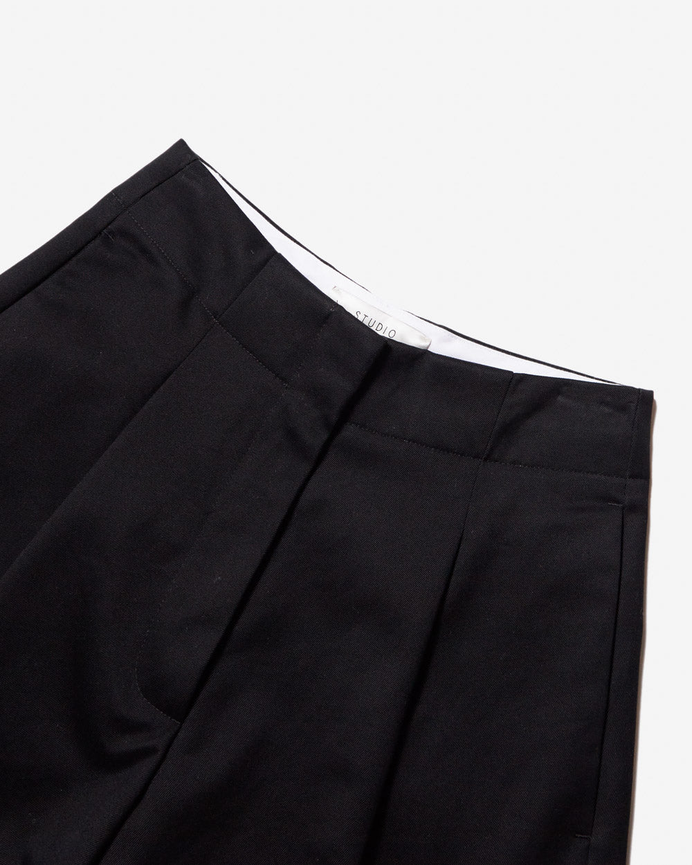 Dordoni - Pants - Deep Pleat Volume Ankle Crop - Black